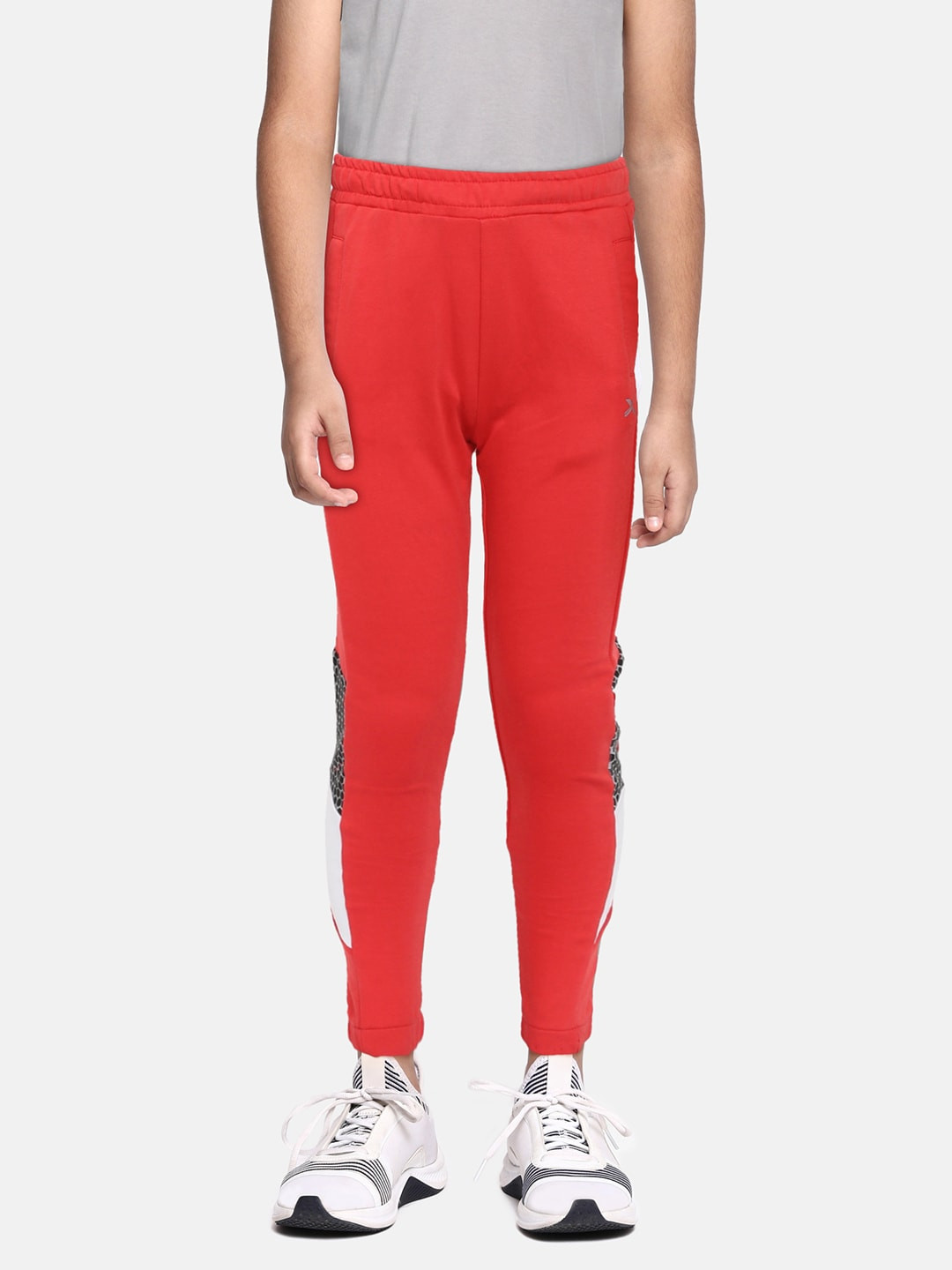

HRX By Hrithik Roshan U-17 Active Boys High Risk Red Rapid-Dry Colourblock Track Pants