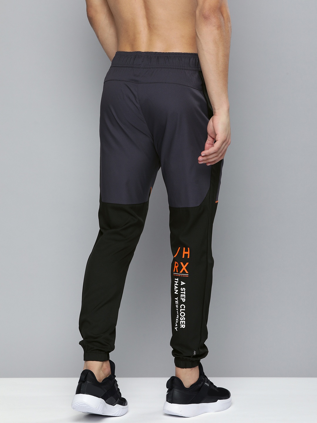 

HRX By Hrithik Roshan Training Men Jet Black Rapid-Dry colourblock Track Pants
