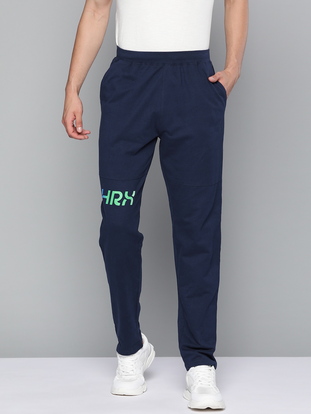 

HRX By Hrithik Roshan Lifestyle Men Medieval Blue Bio-Wash Brand Carrier Track Pant, Navy blue