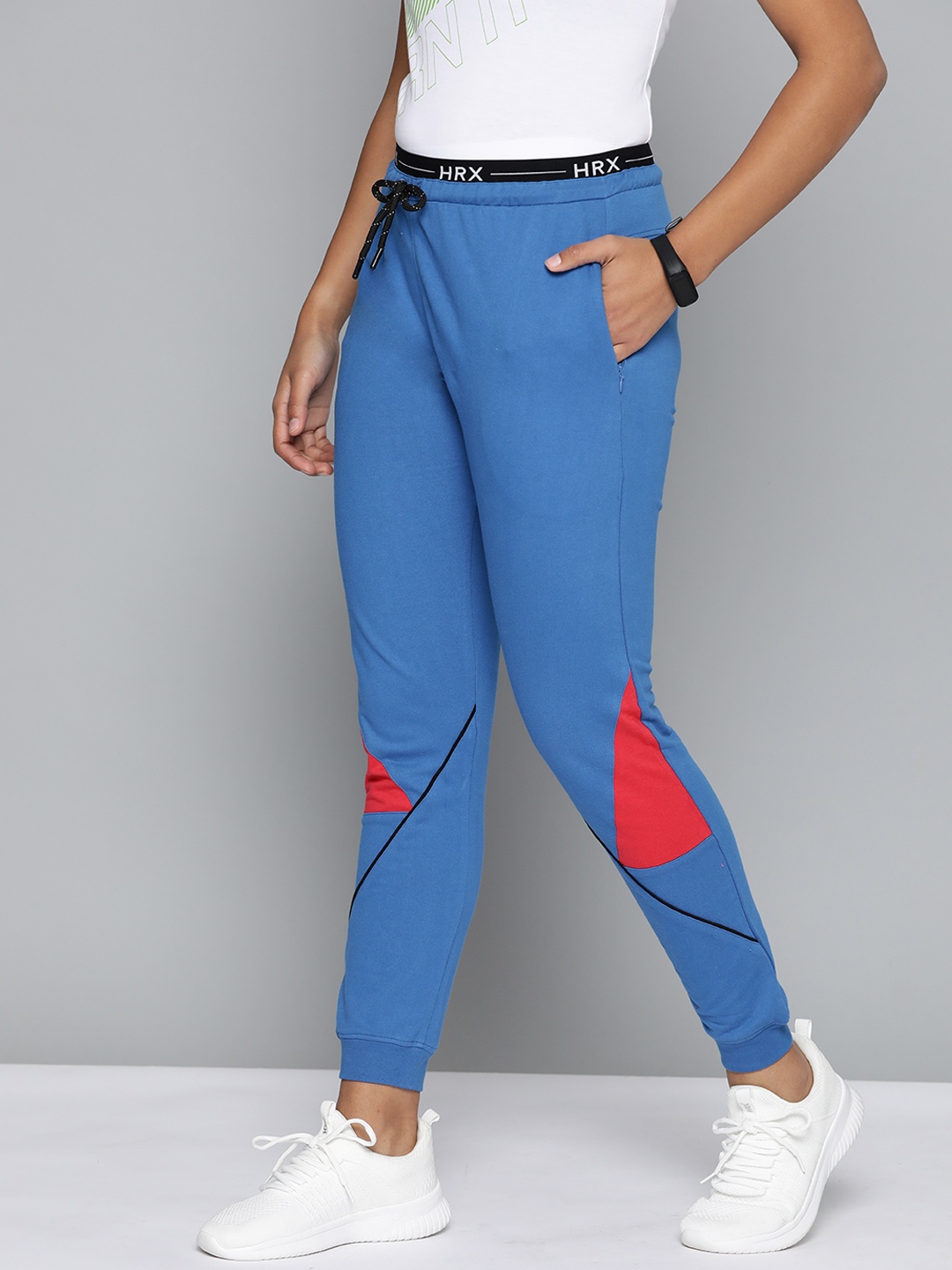 

HRX By Hrithik Roshan Lifestyle Women Sky Driver Bio-Wash Colourblock Joggers, Blue