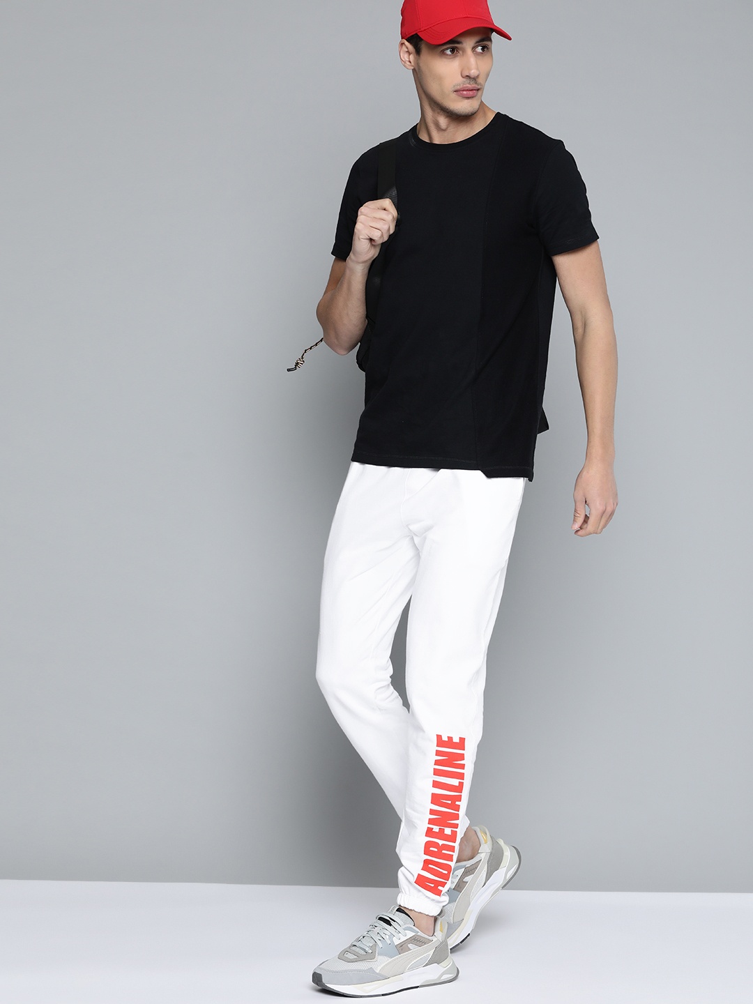 

HRX By Hrithik Roshan Lifestyle Men Optic White Bio-Wash Typography Joggers