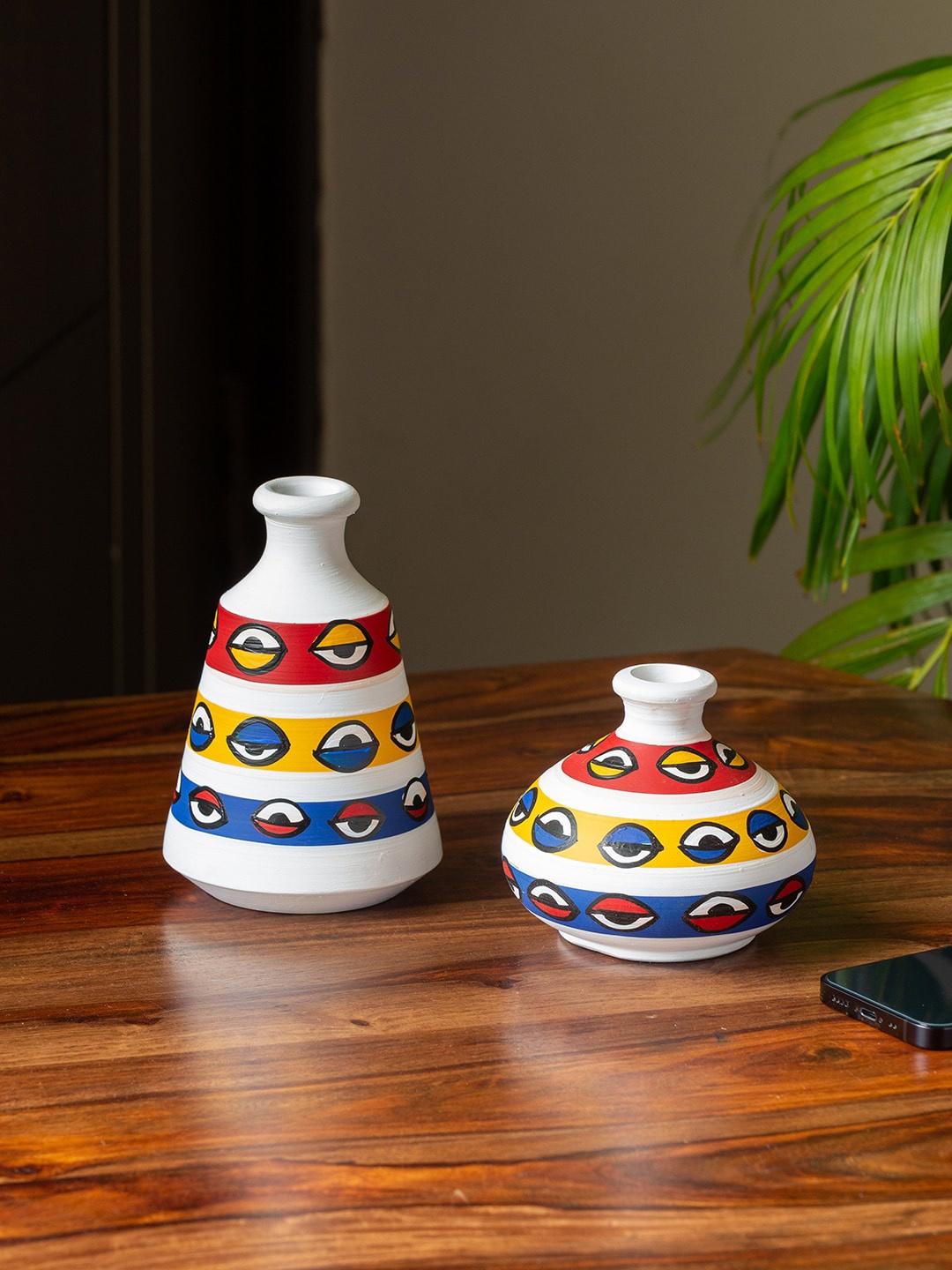 

ExclusiveLane Set of 2 White Hand-Painted Terracotta Miniature Pots Showpieces