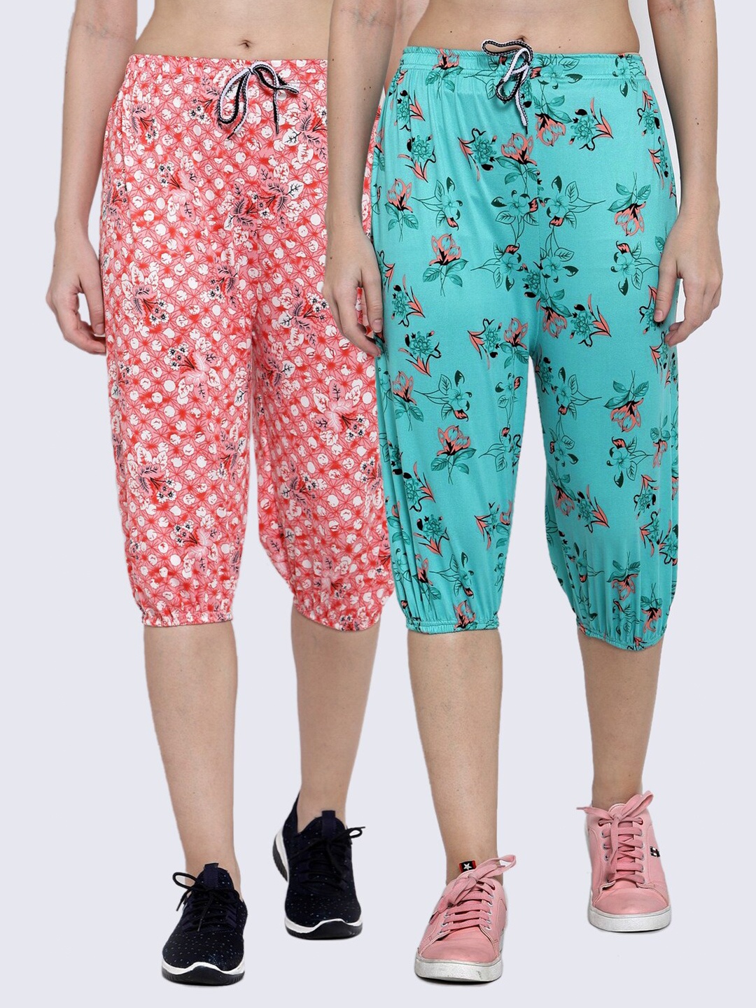 

KLOTTHE Women Pack Of 2 Green & Pink Printed Capris