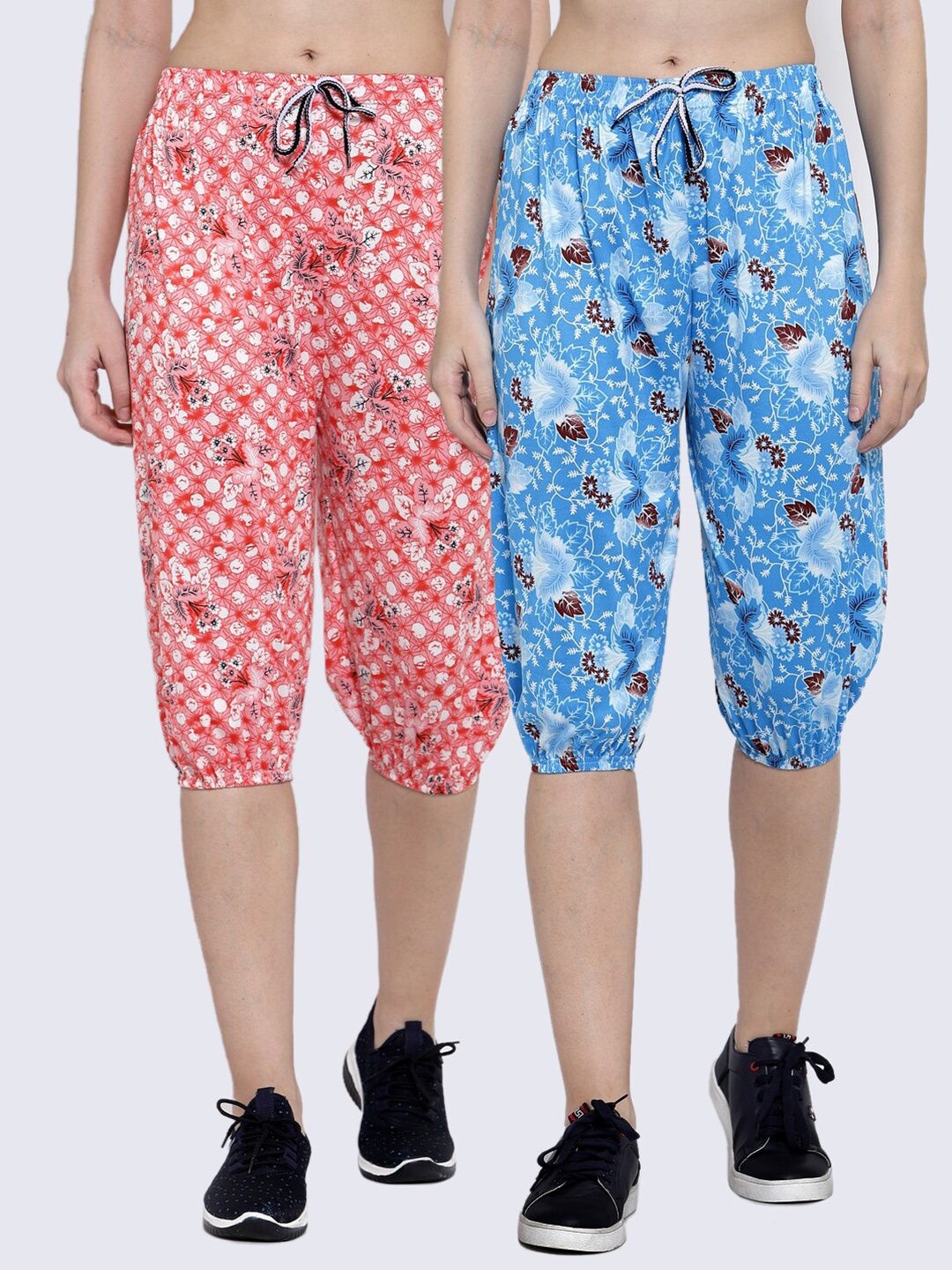 

KLOTTHE Women Pack Of 2 Floral Printed Capris, Blue