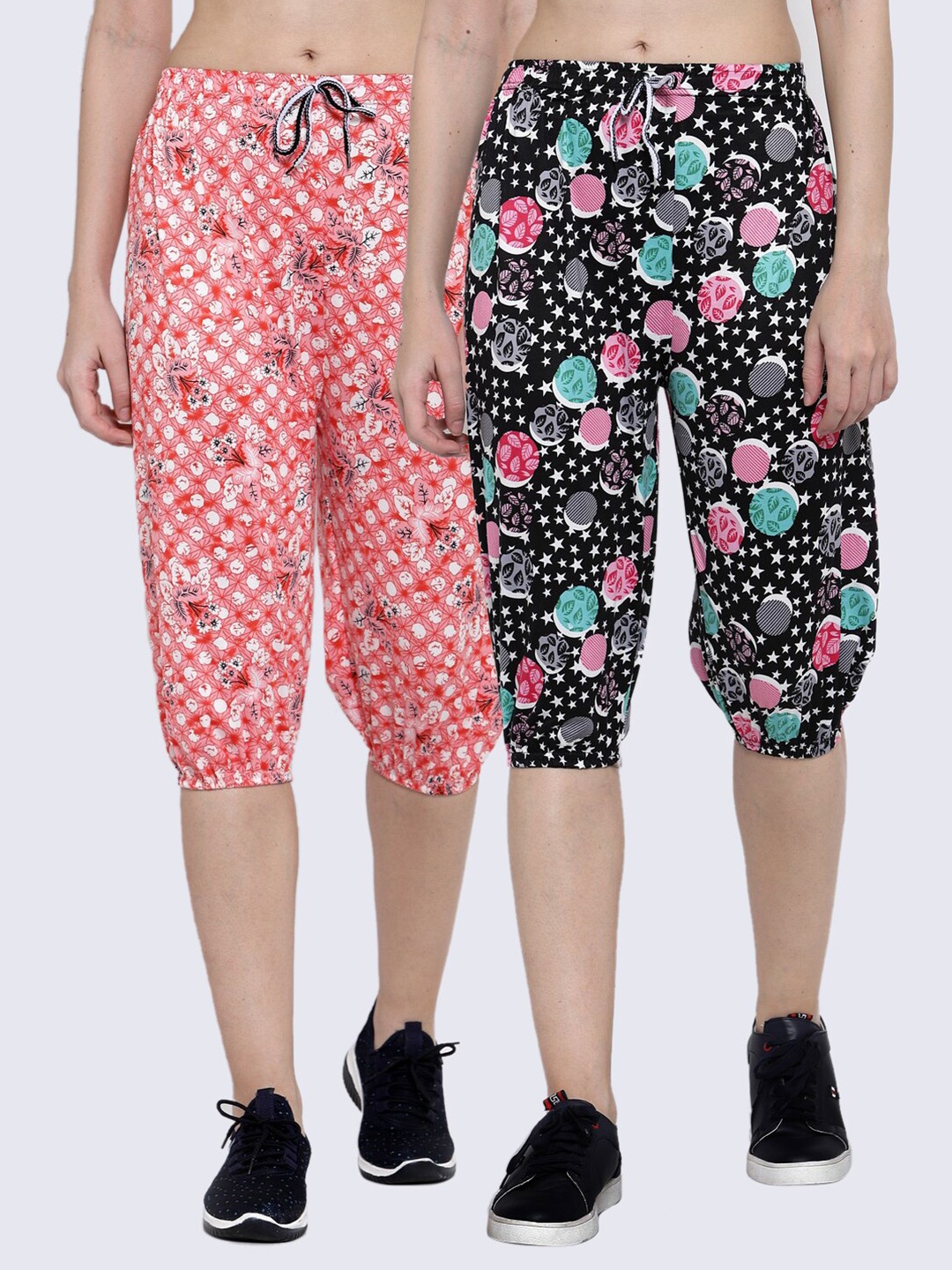 

KLOTTHE Women Pack Of 2 Black & Red Printed Capris