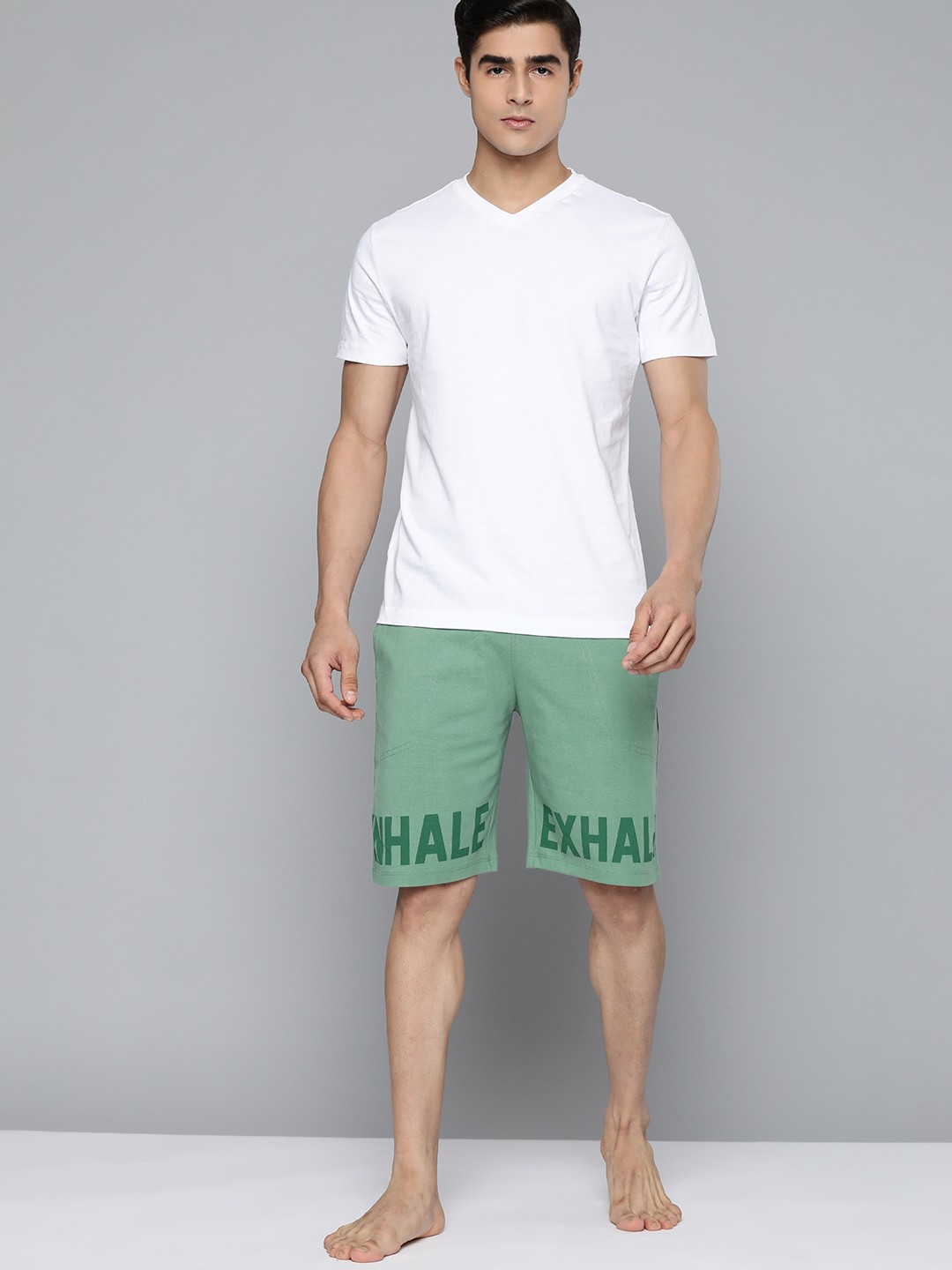 

HRX By Hrithik Roshan Yoga Men Wavellite Rapid-Dry Typography Sustainable Shorts, Green