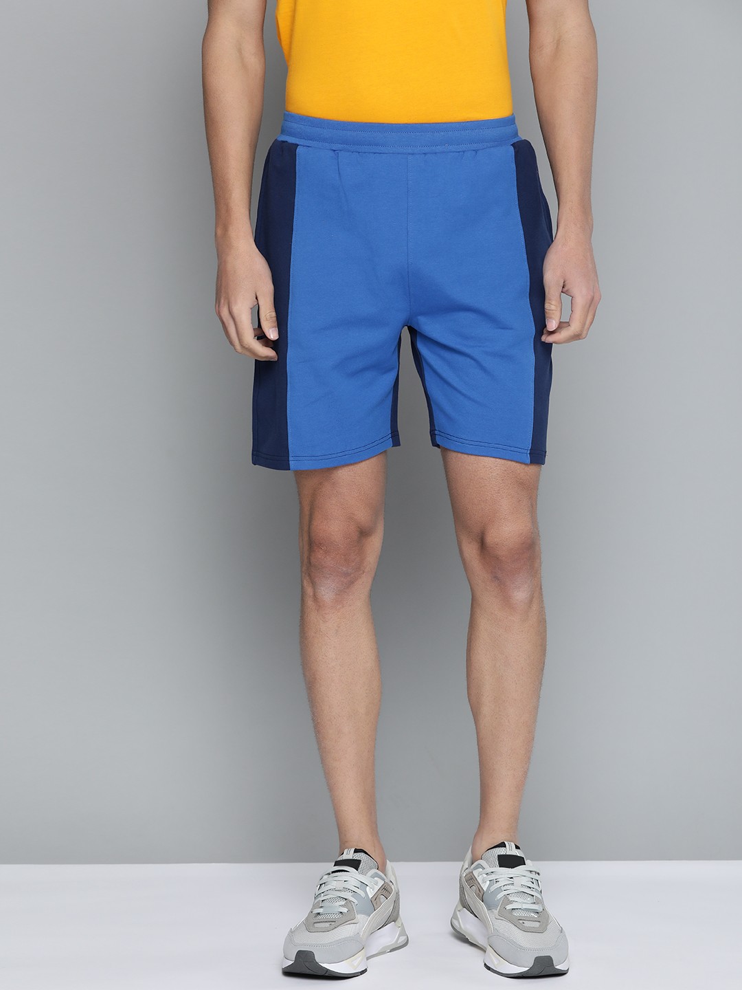 

HRX By Hrithik Roshan Lifestyle Men Medival Blue & Strong Blue Lycra Colourblock Shorts