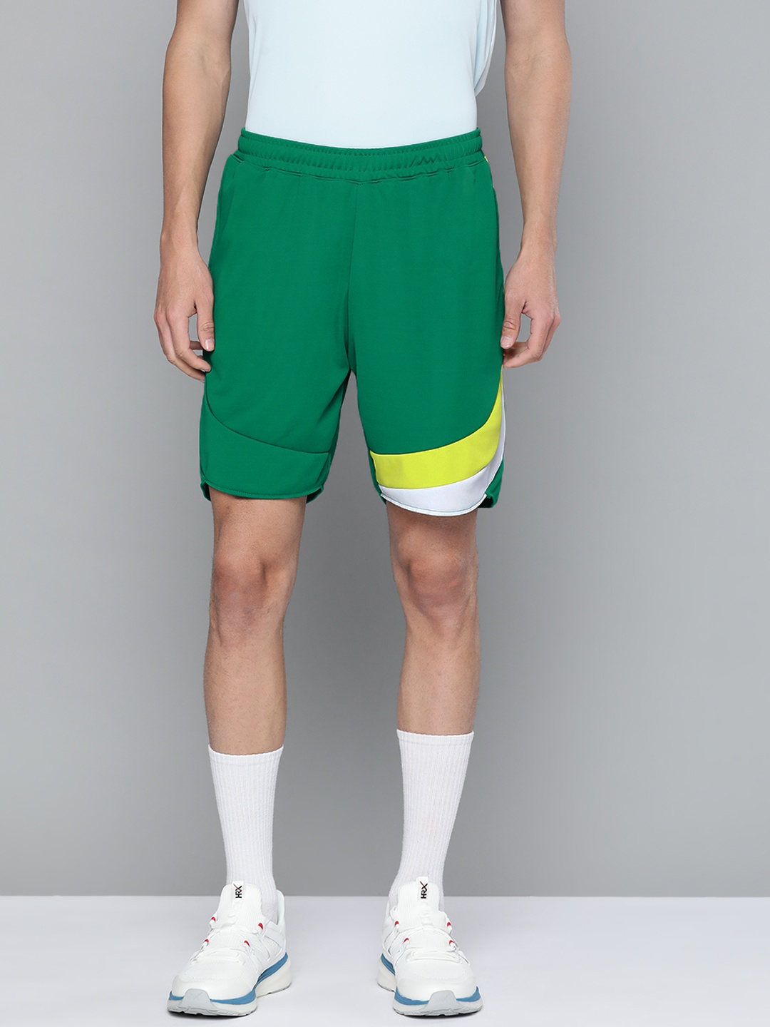 

HRX By Hrithik Roshan Racket Sports Men Ivy Rapid-Dry Colourblock Shorts, Green