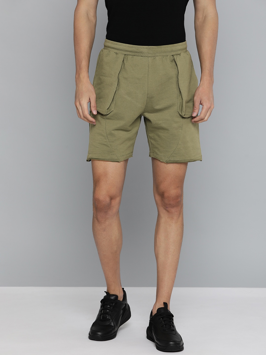 

HRX By Hrithik Roshan Lifestyle Men Olive Green Lycra Brand Carrier Shorts