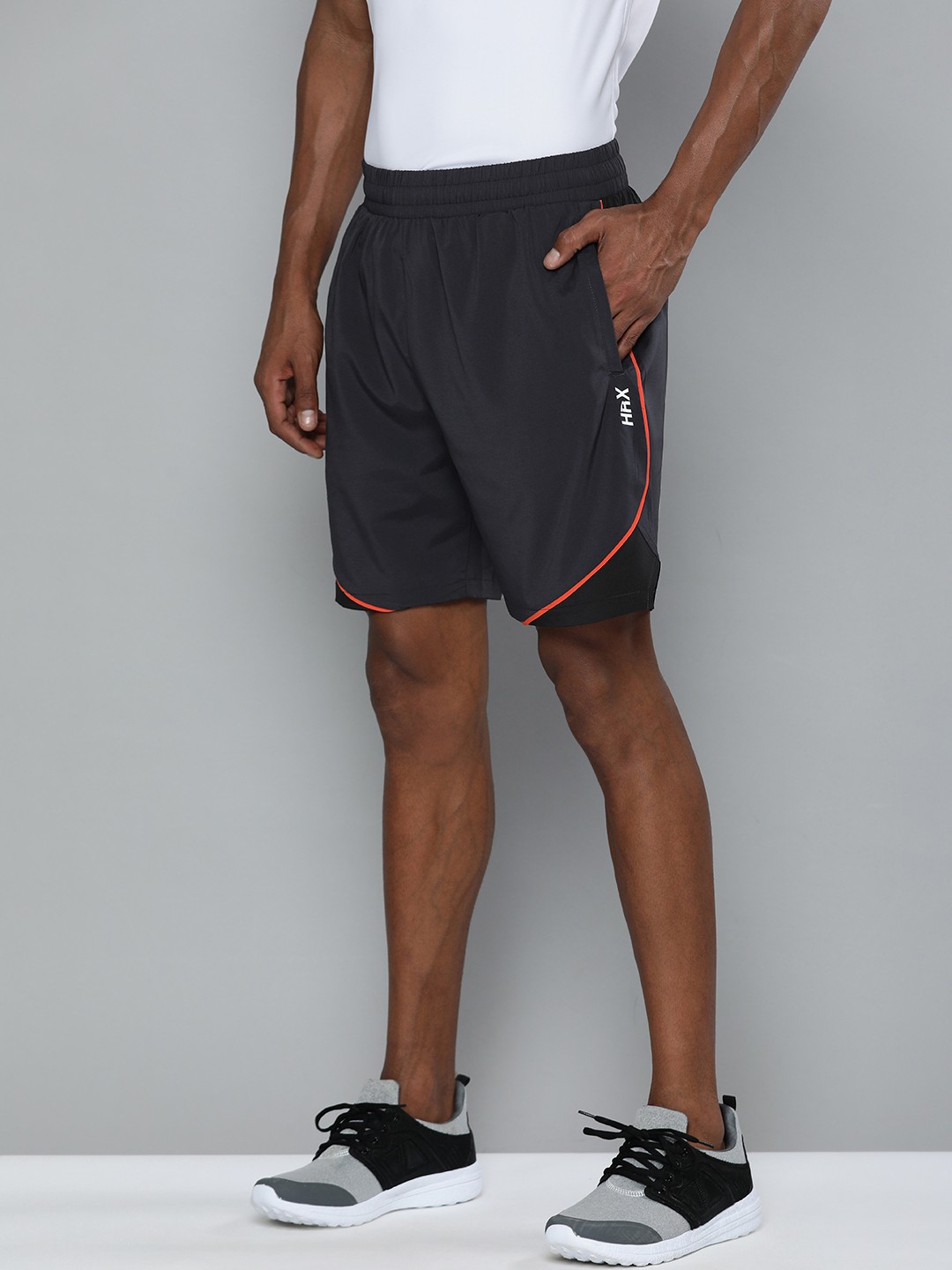 

HRX By Hrithik Roshan Training Men Charcoal Grey Rapid-Dry colourblock Shorts