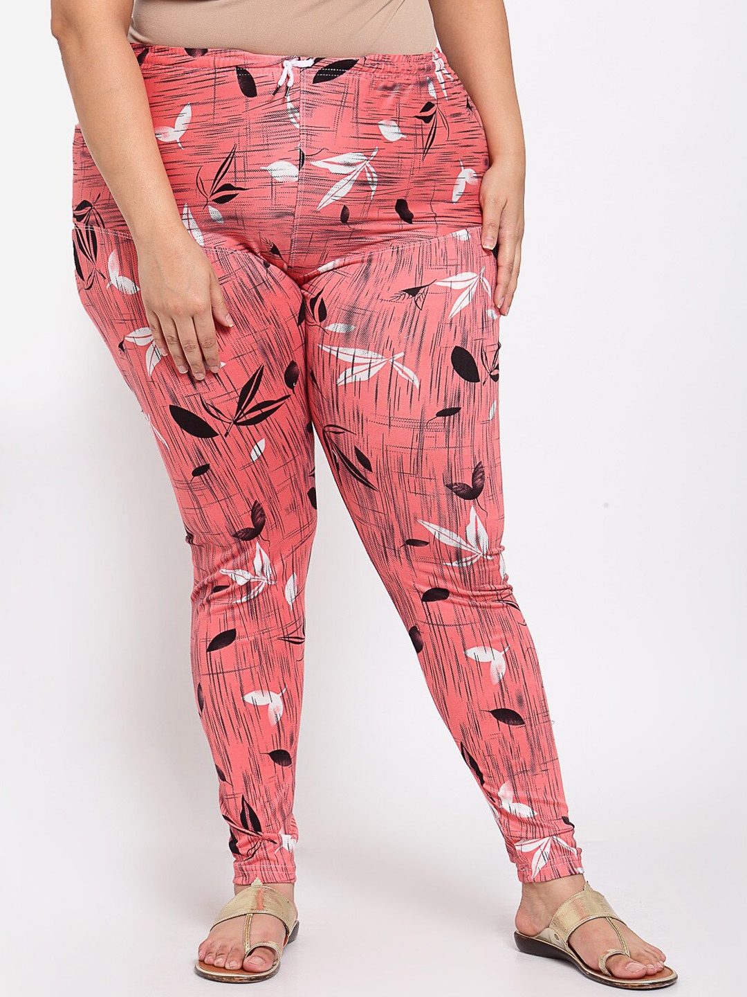 

KLOTTHE Women Plus Size Red & Black Printed Ankle-Length Leggings
