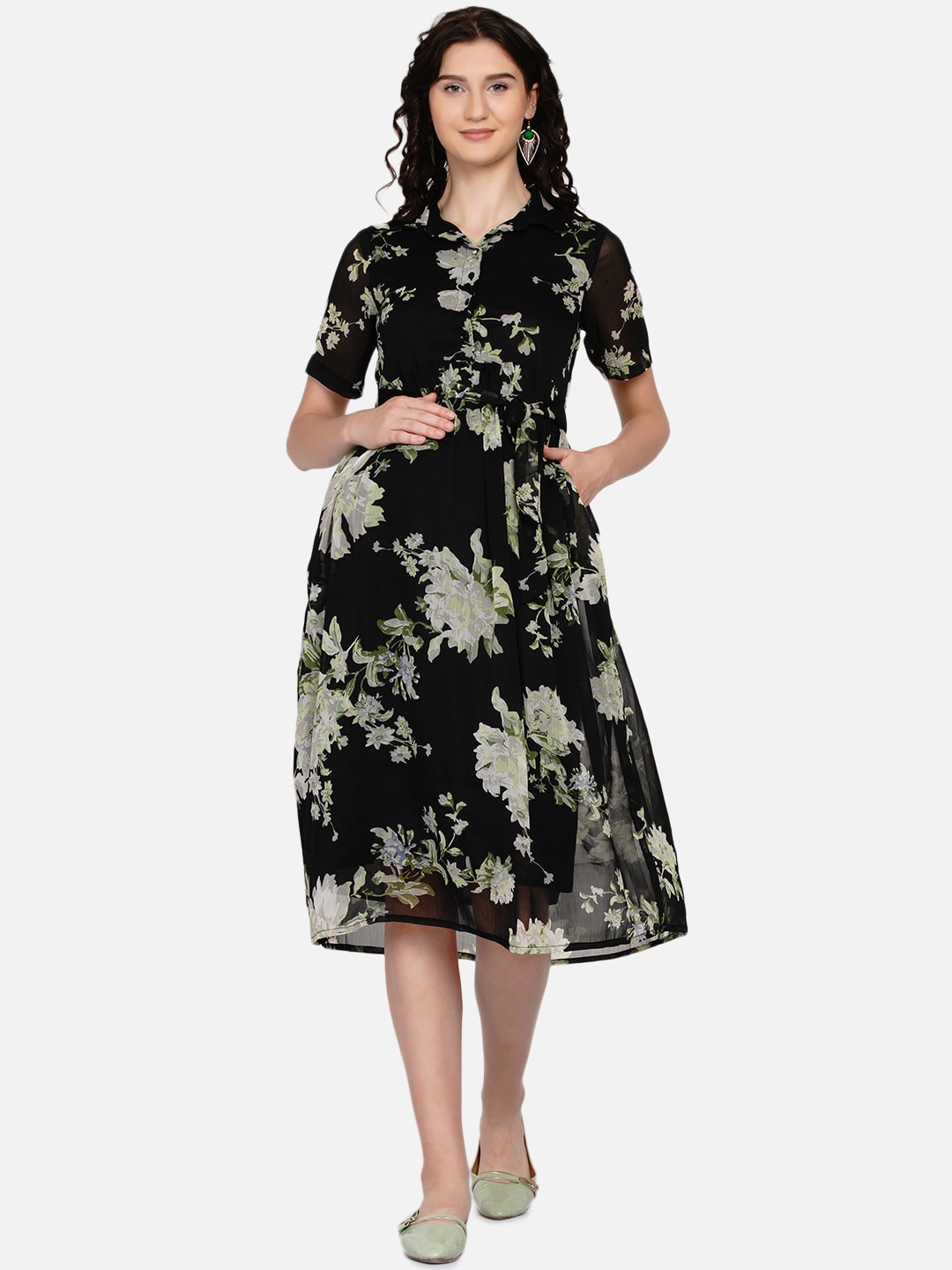

Mine4Nine Woman Black Floral Chiffon Midi Maternity Dress