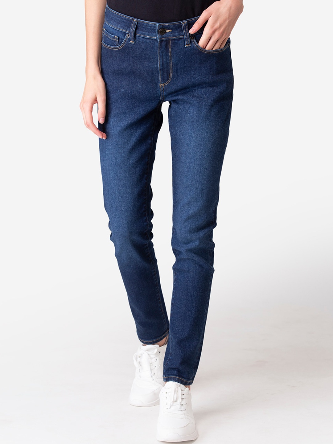 

Mode by Red Tape Women Blue Skinny Fit Stretchable Light Fade Jeans