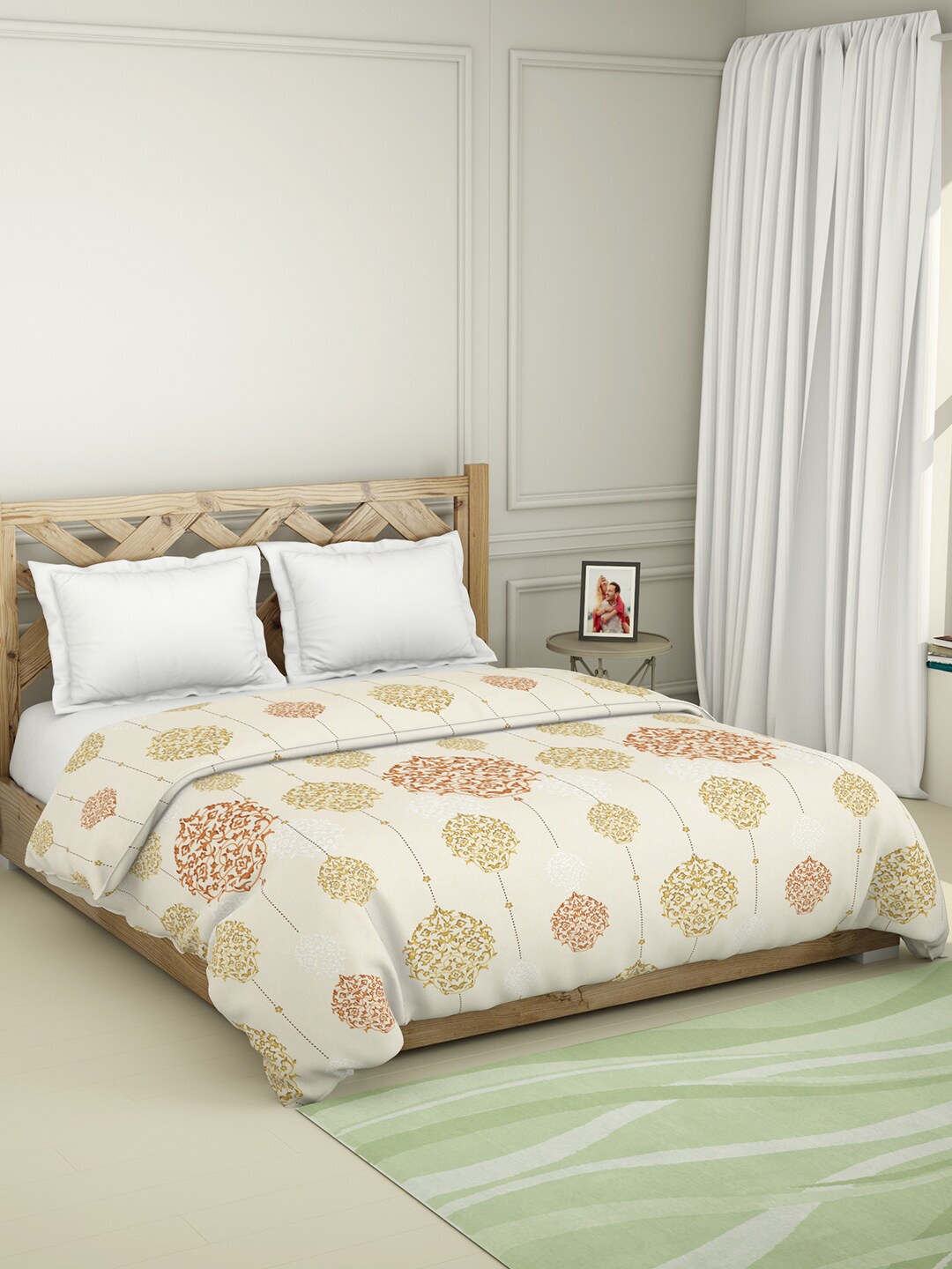 

SPACES Cream-Coloured & Brown Ethnic Motifs AC Room 150 GSM Double Bed Quilt