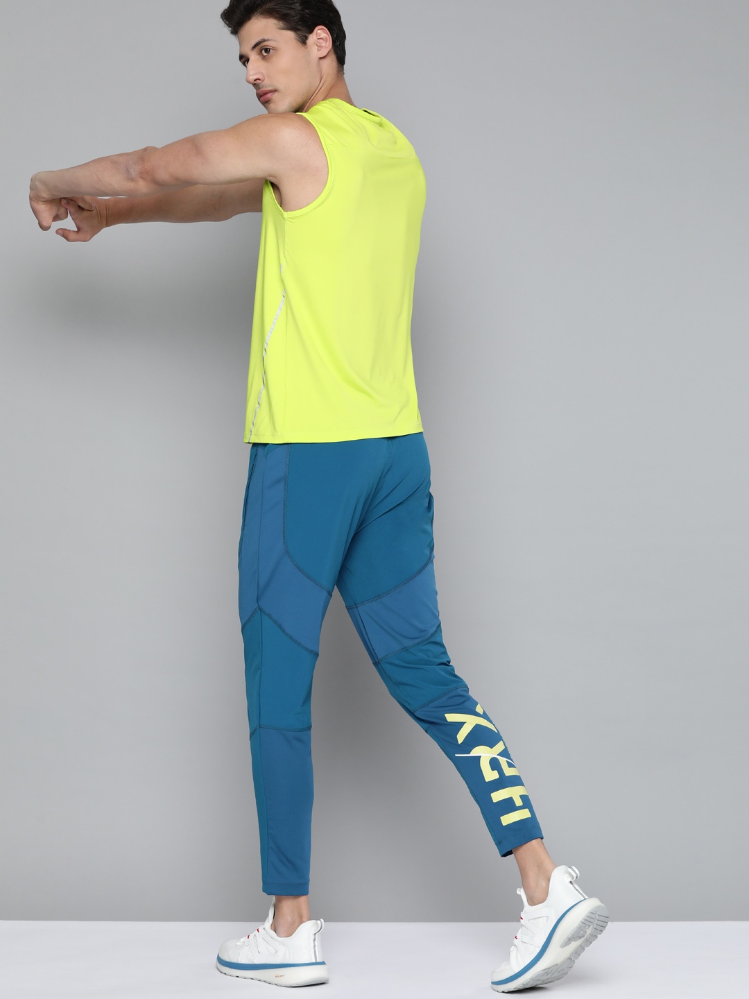 

HRX By Hrithik Roshan Training Men Blue Beast Rapid-Dry Brand Carrier Track Pants