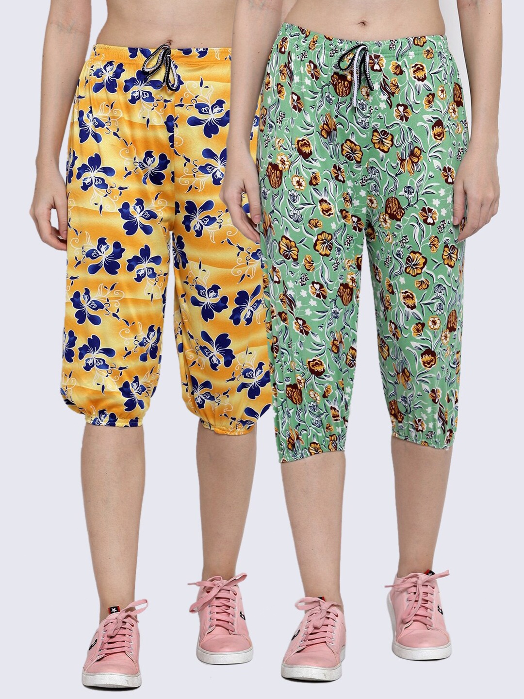 

KLOTTHE Women Pack Of 2 Multicoloured Printed Capris, Multi