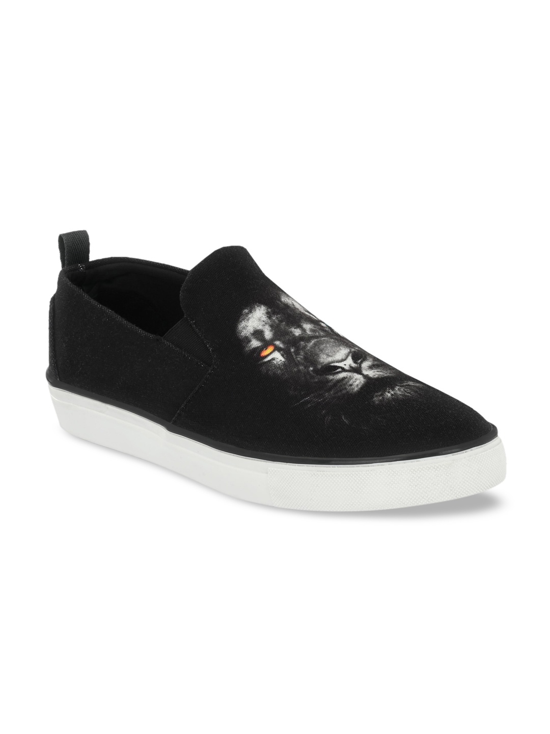 

EXTRIMOS Men Black Printed Lightweight Slip-On Sneakers