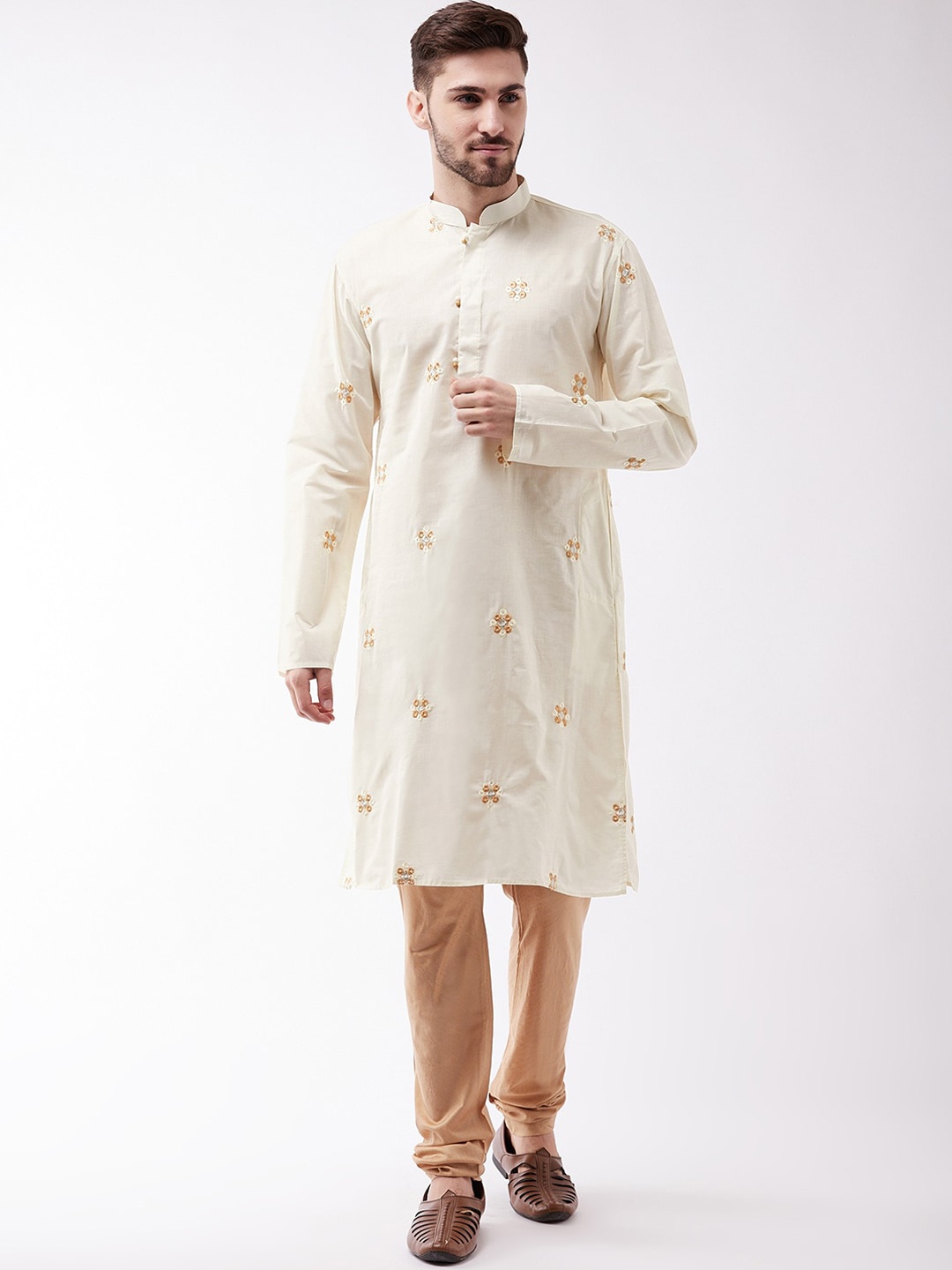 

VASTRAMAY Men Cream Embroidered Regular Thread Work Kurta with Churidar