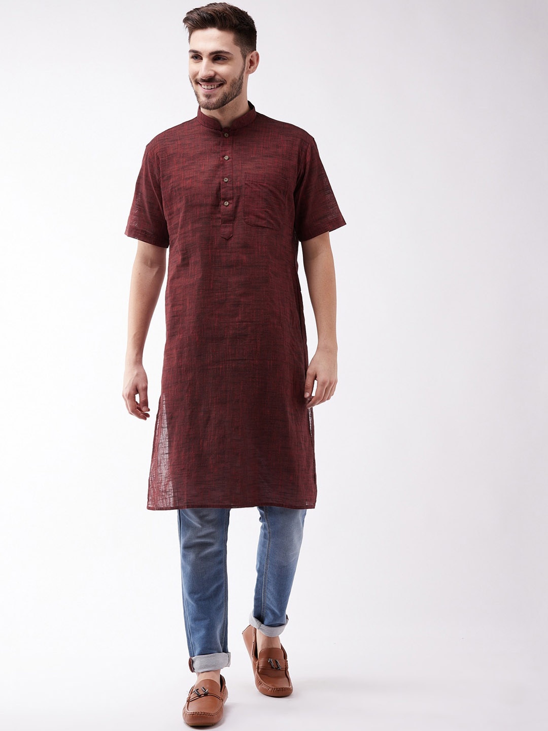 

VASTRAMAY Men Maroon Solid Regular Cotton Handloom Kurta