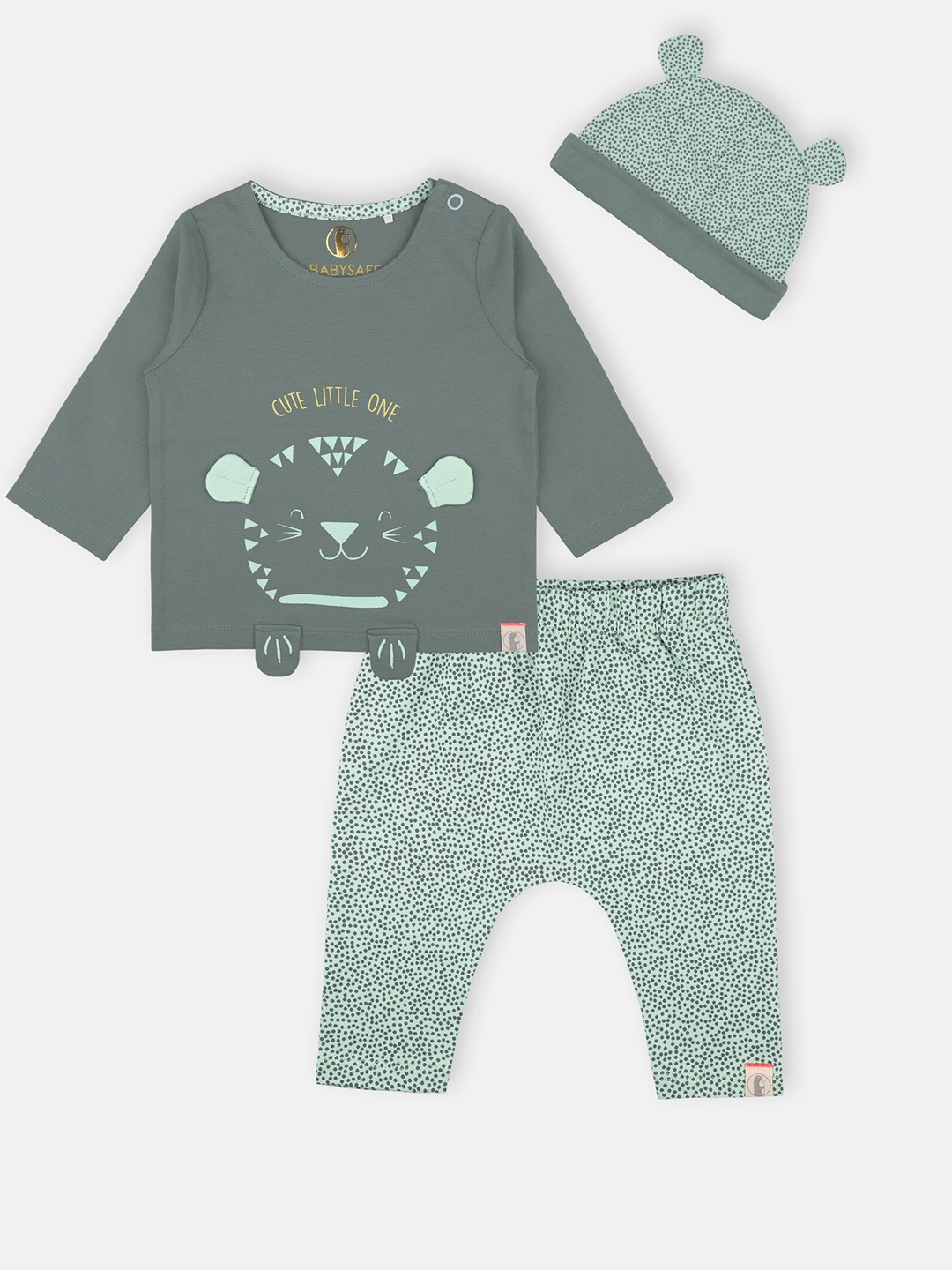 

Babysafe Boys Grey & Green Printed T-shirt with Pyjamas & With Beanie