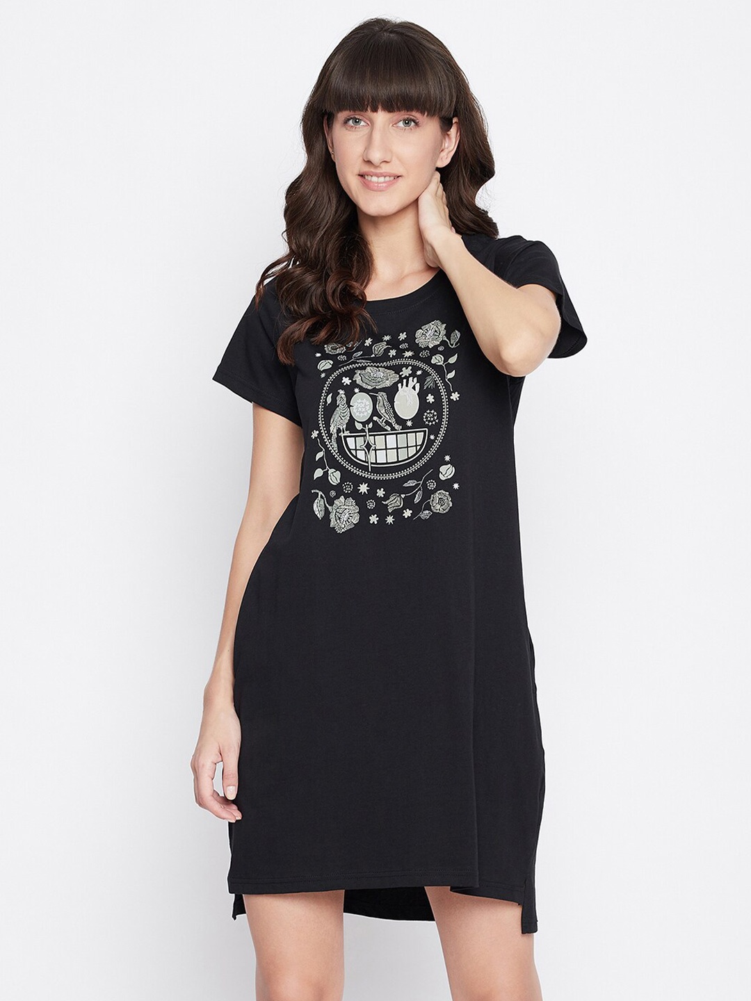 

Clovia Women Black Graphic Printed Nightdress