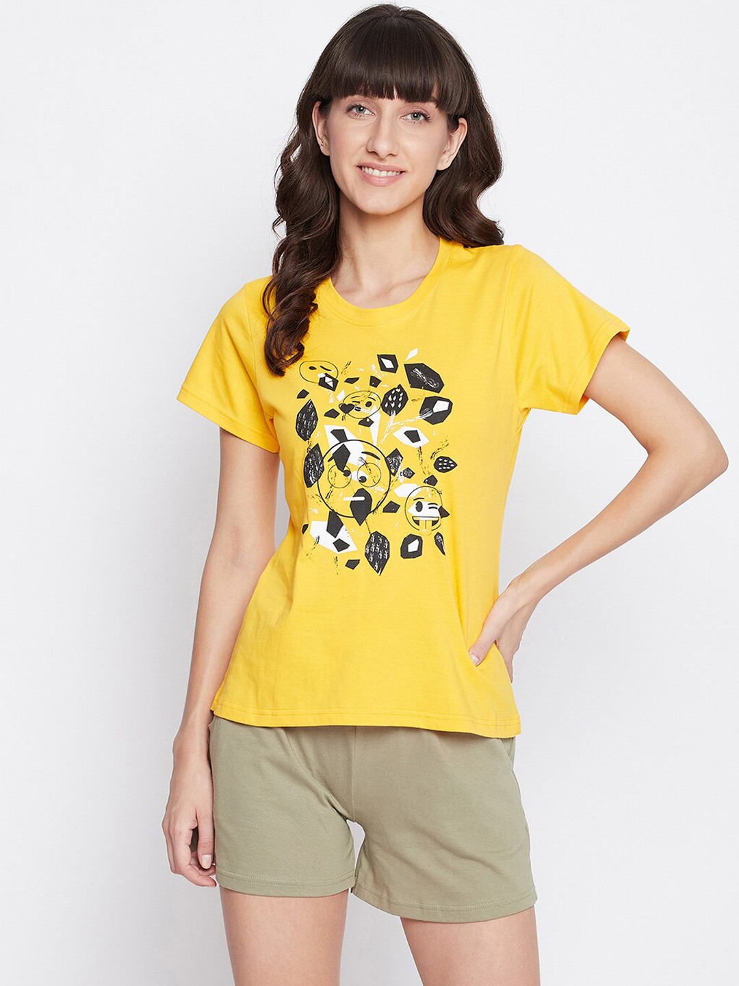 

Clovia Women Yellow & Green Printed Night suit