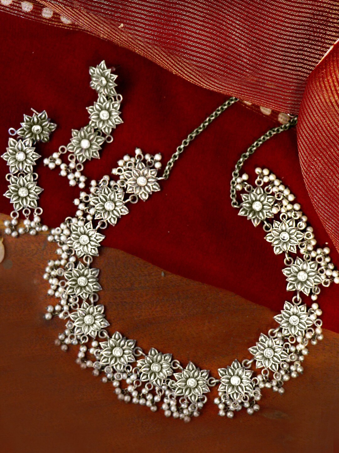 

TEEJH Oxidised Silver-Plated White Stone-Studded & Pearl Beaded Jewellery Set