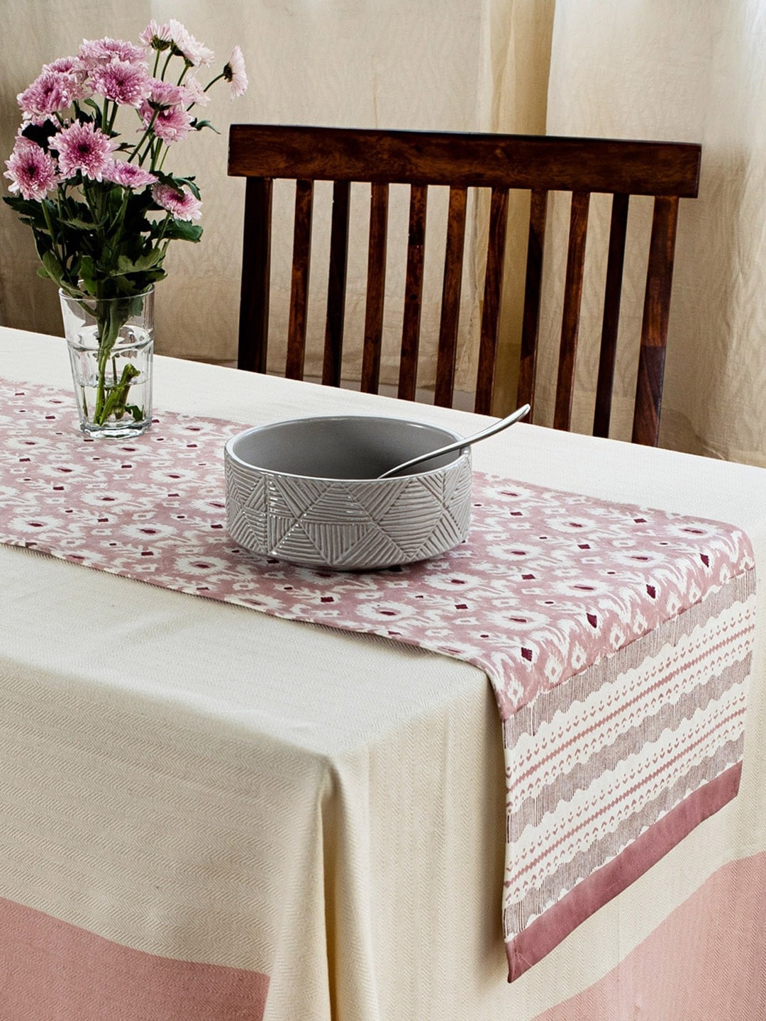 

Fabindia Pink & Off White Floral Printed Pure Cotton Table Runner