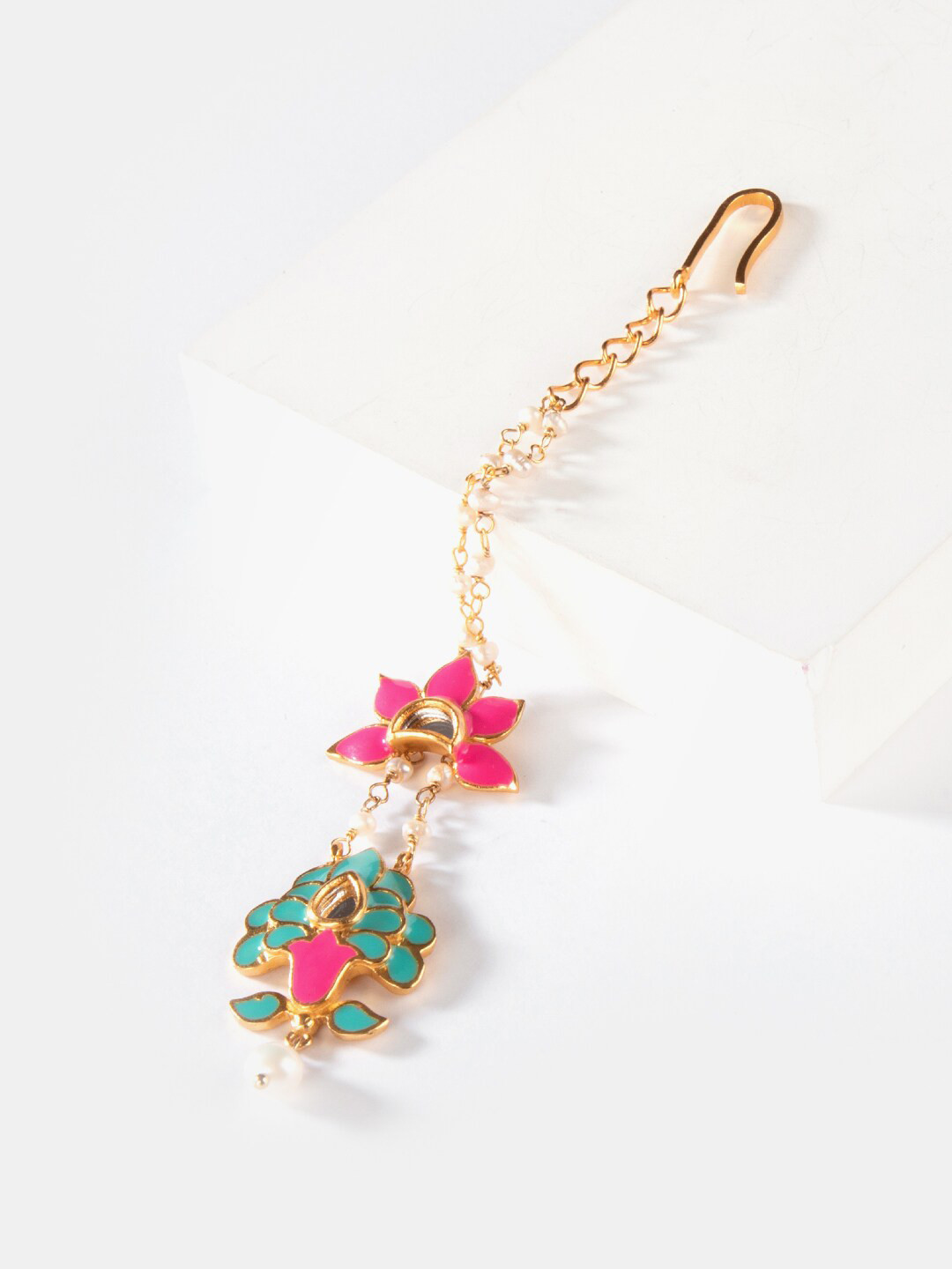 

SHAYA Women Gold-Toned Floral Enameled Mang Teeka
