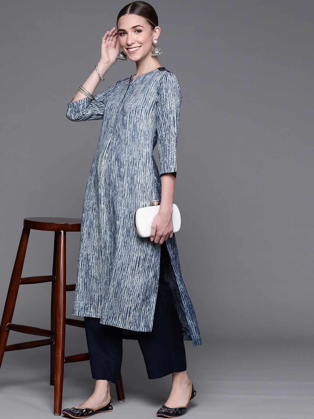 

Biba Women Navy Blue & Off White Printed Indigo Straight Kurta