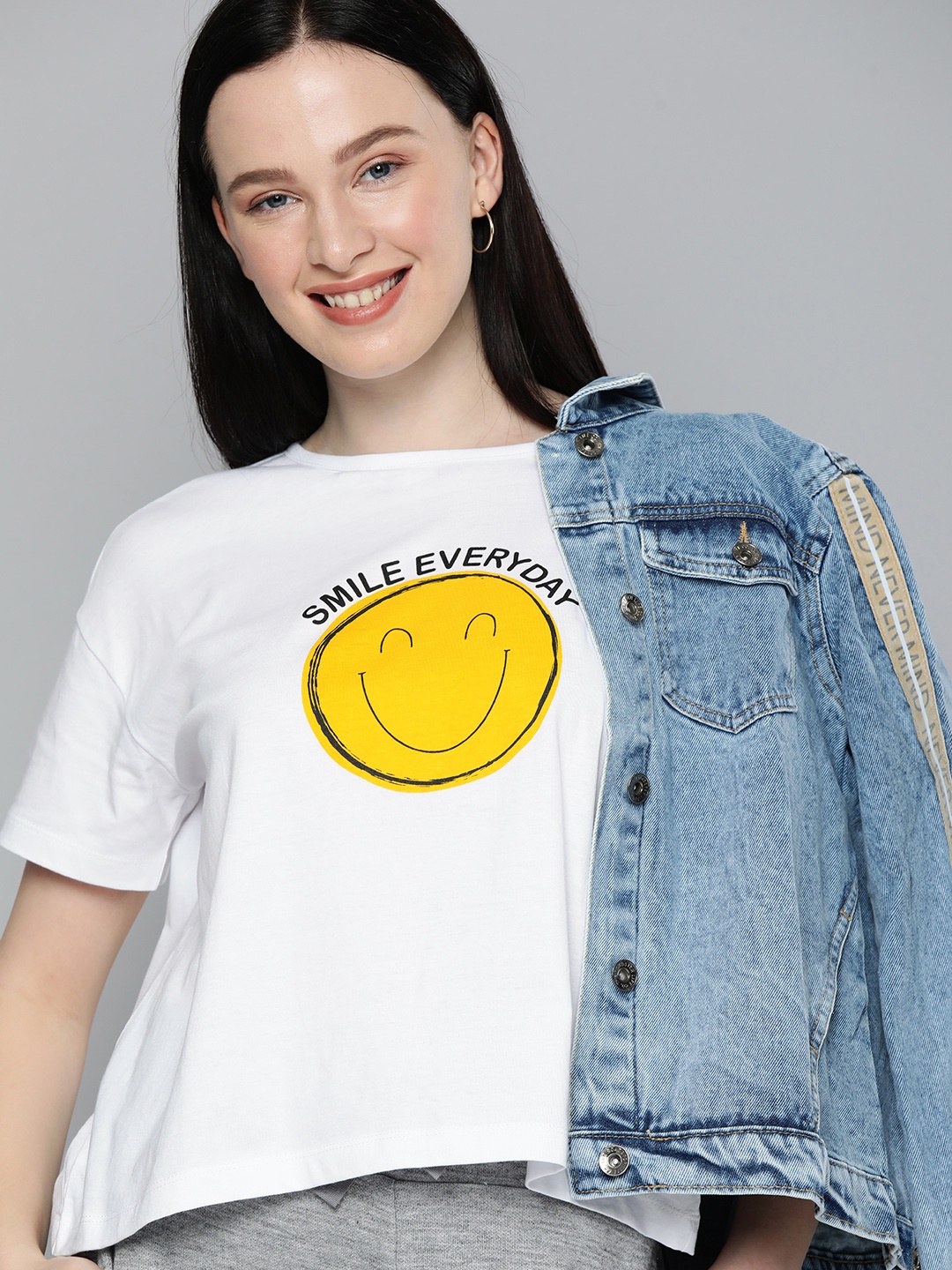 

HERENOW Women White Yellow Printed Pure Cotton T-shirt