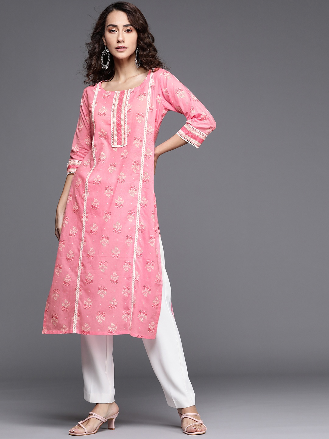 

Libas Women Pink Floral Printed Straight Pastels Kurta