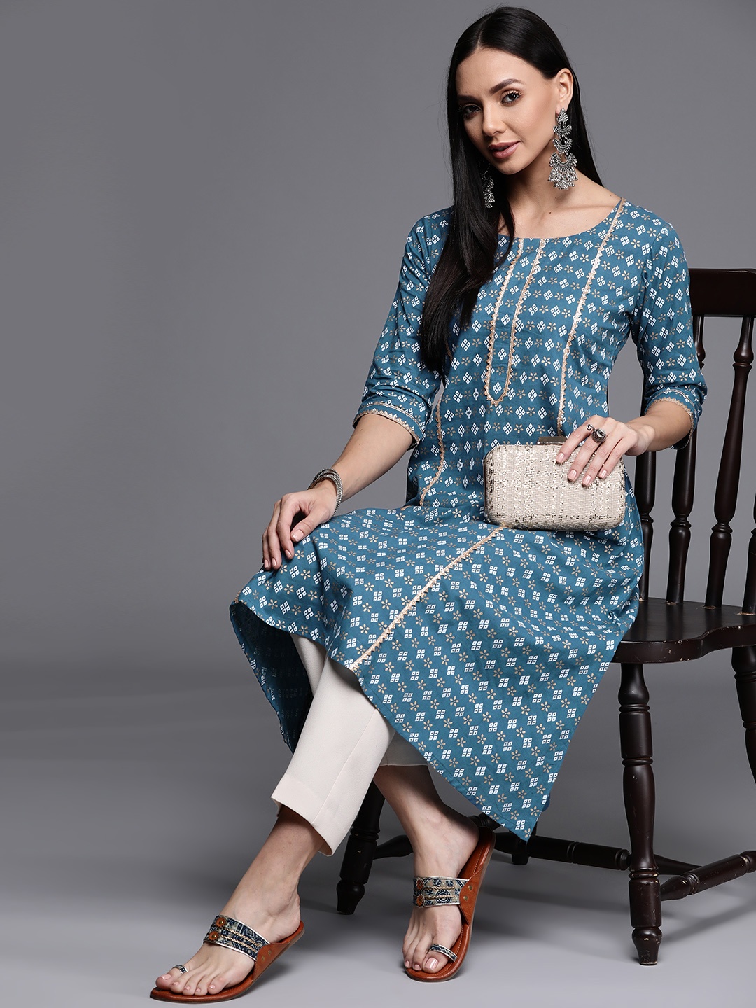 

Libas Women Blue Ethnic Motifs Printed Gotta Patti Indigo Kurta