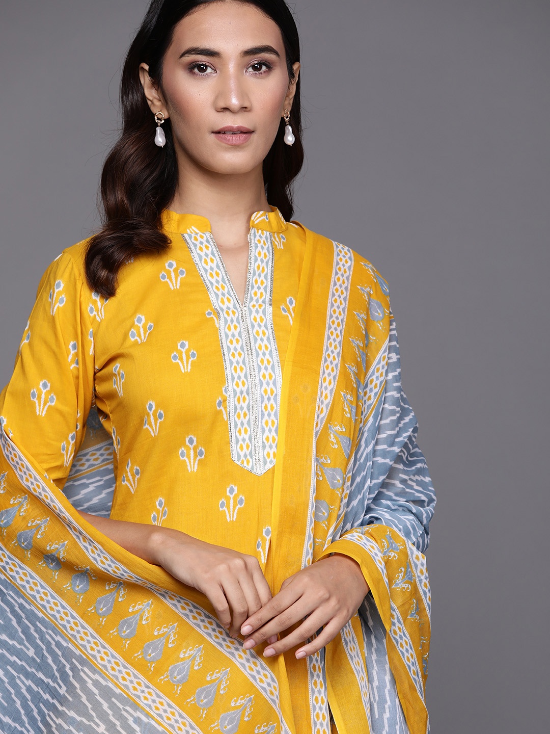 

Libas Women Yellow & Grey Ethnic Motifs Printed Pure Cotton Kurta with Palazzos & Dupatta
