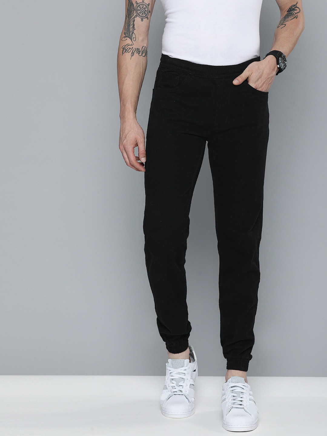 

The Indian Garage Co Men Black Slim Fit Joggers Trousers