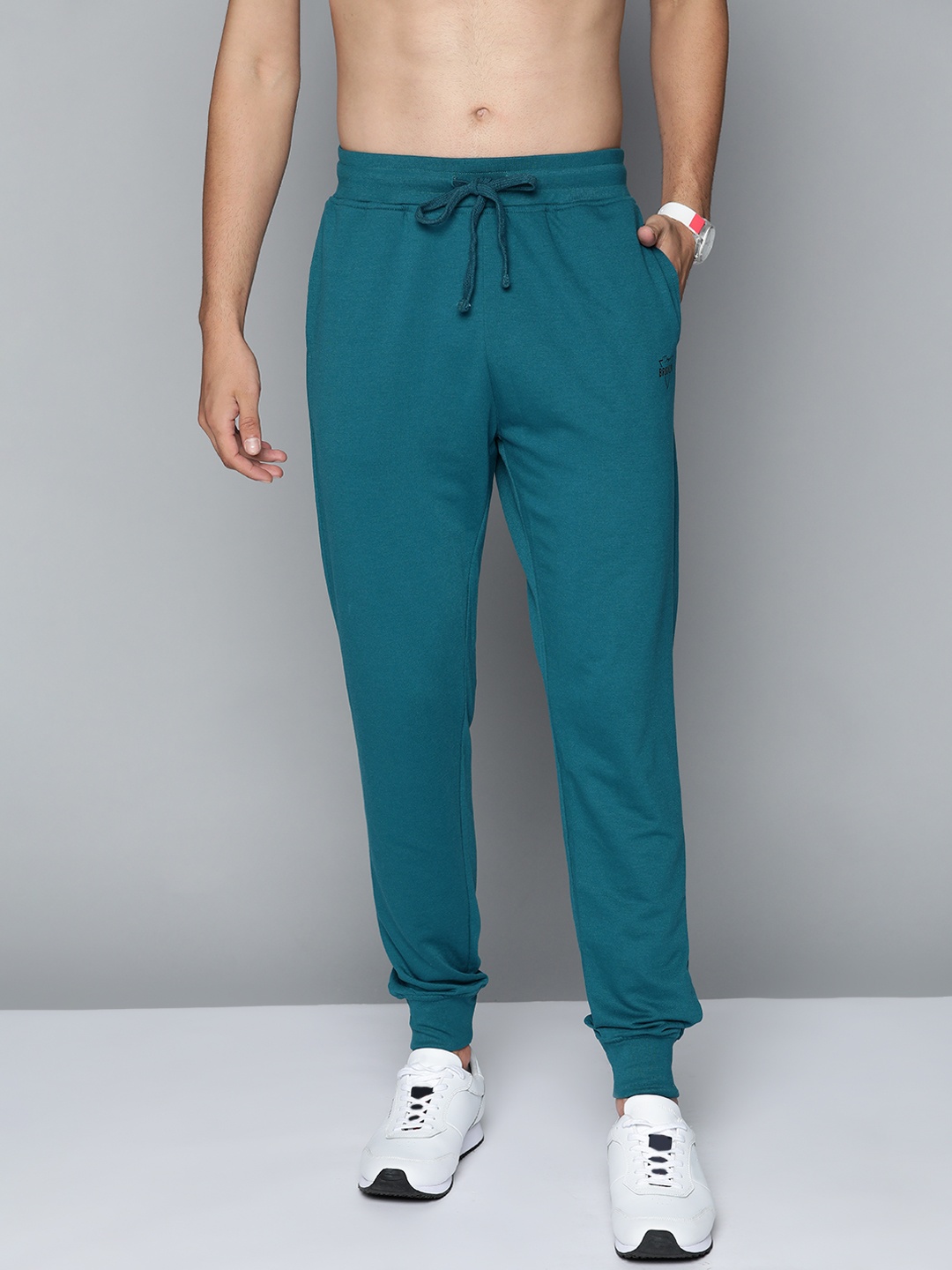 

HERE&NOW Men Teal Green Solid Knitted Regular Fit Joggers