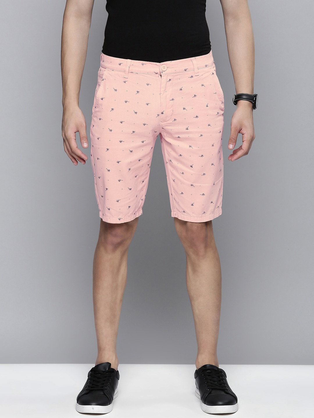 

The Indian Garage Co Men Peach-Coloured Printed Slim Fit Regular Shorts