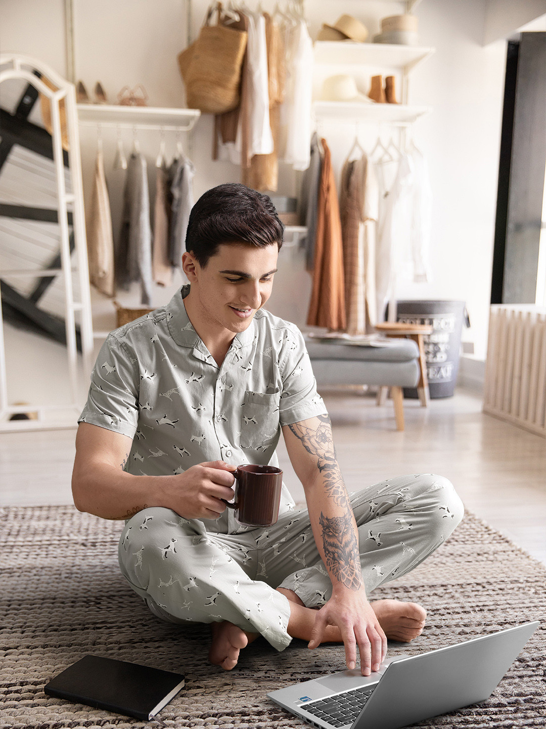 

The Indian Garage Co Men Grey Printed Pure Cotton Night suit