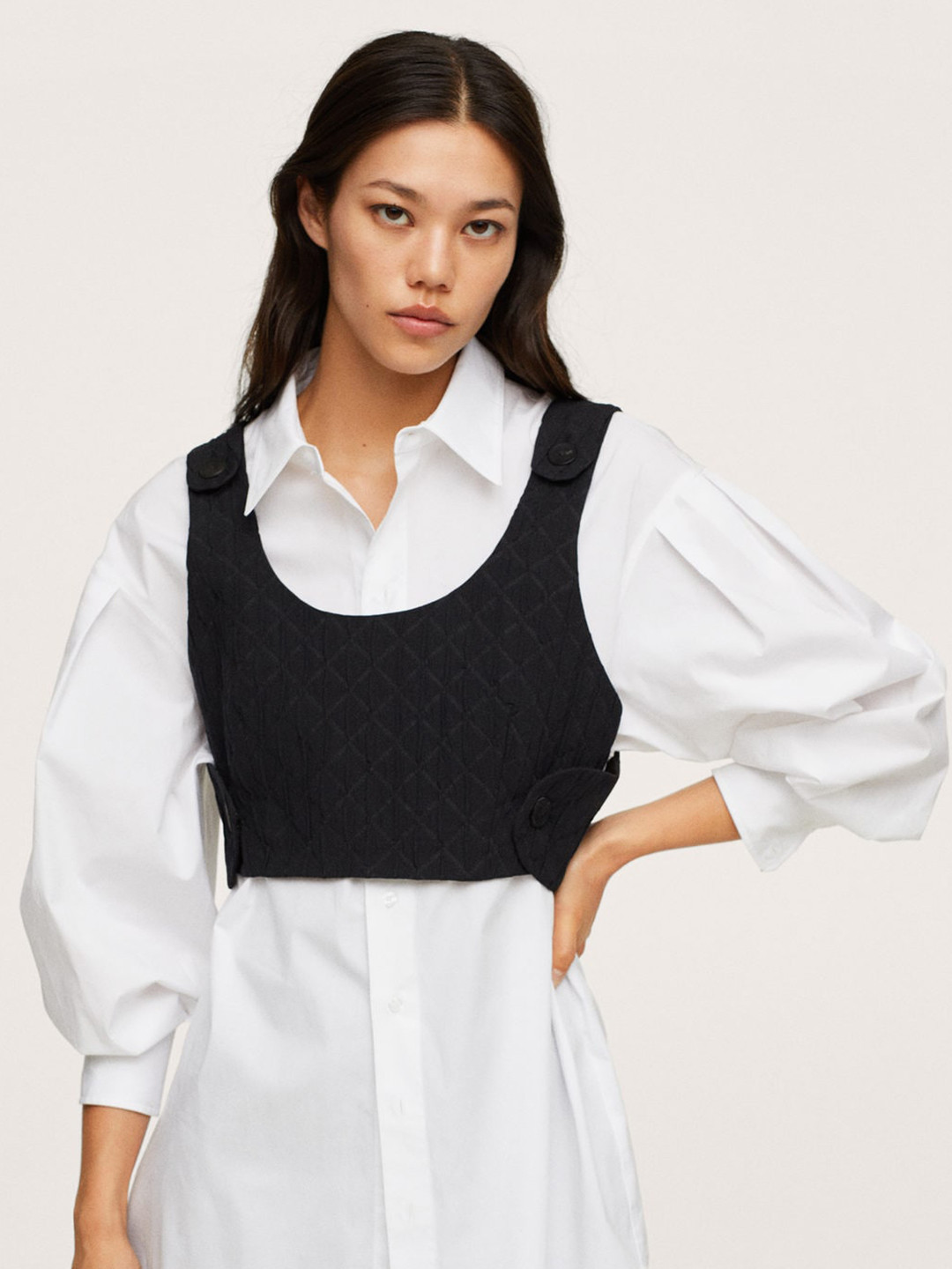 

MANGO Black Self-Design Regular Crop Top