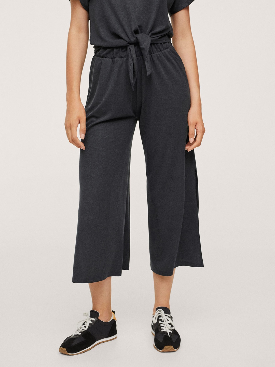 

MANGO Women Black Solid Side Slits Culottes