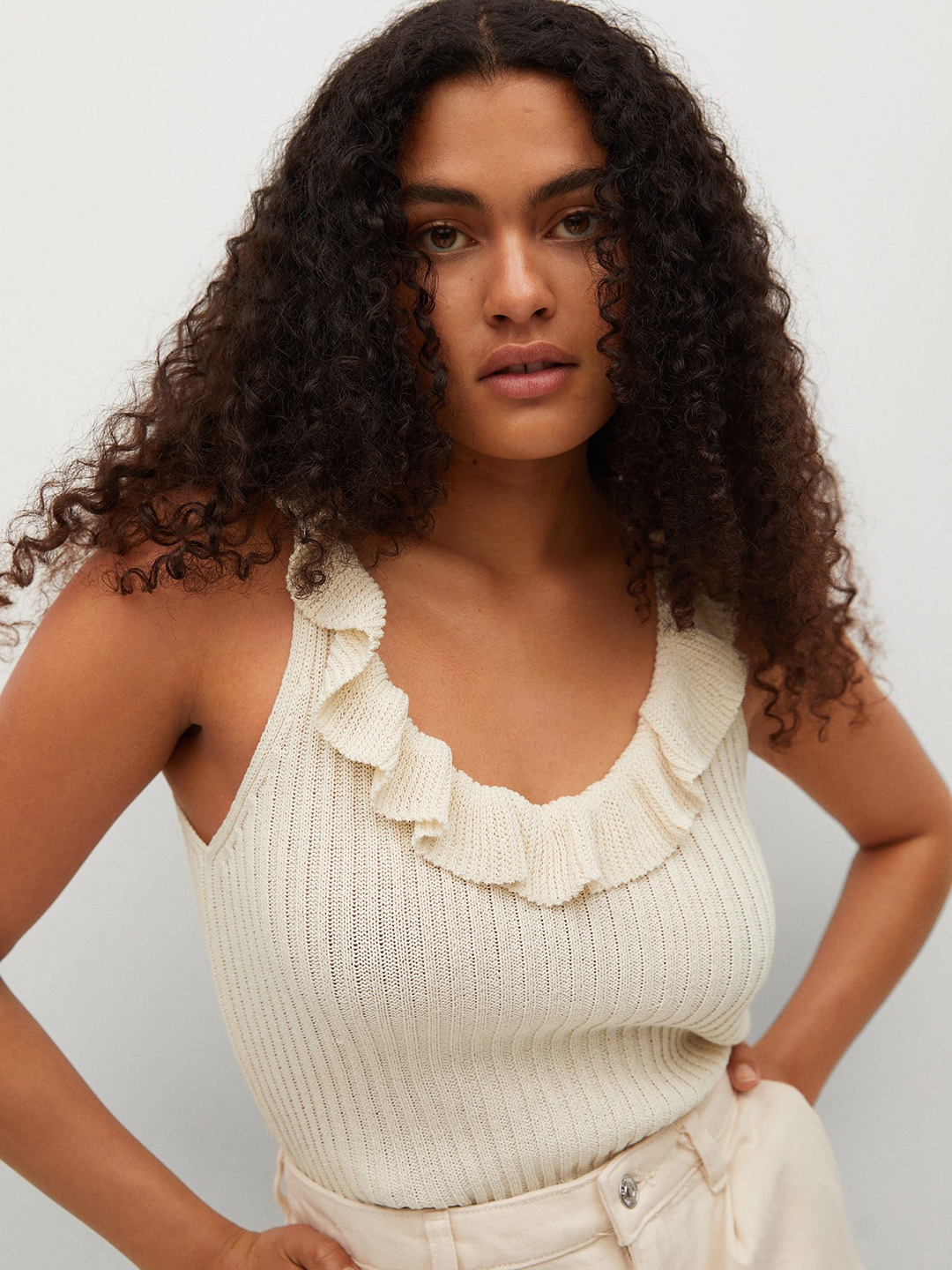 

MANGO White Ribbed Ruffles Fitted Top