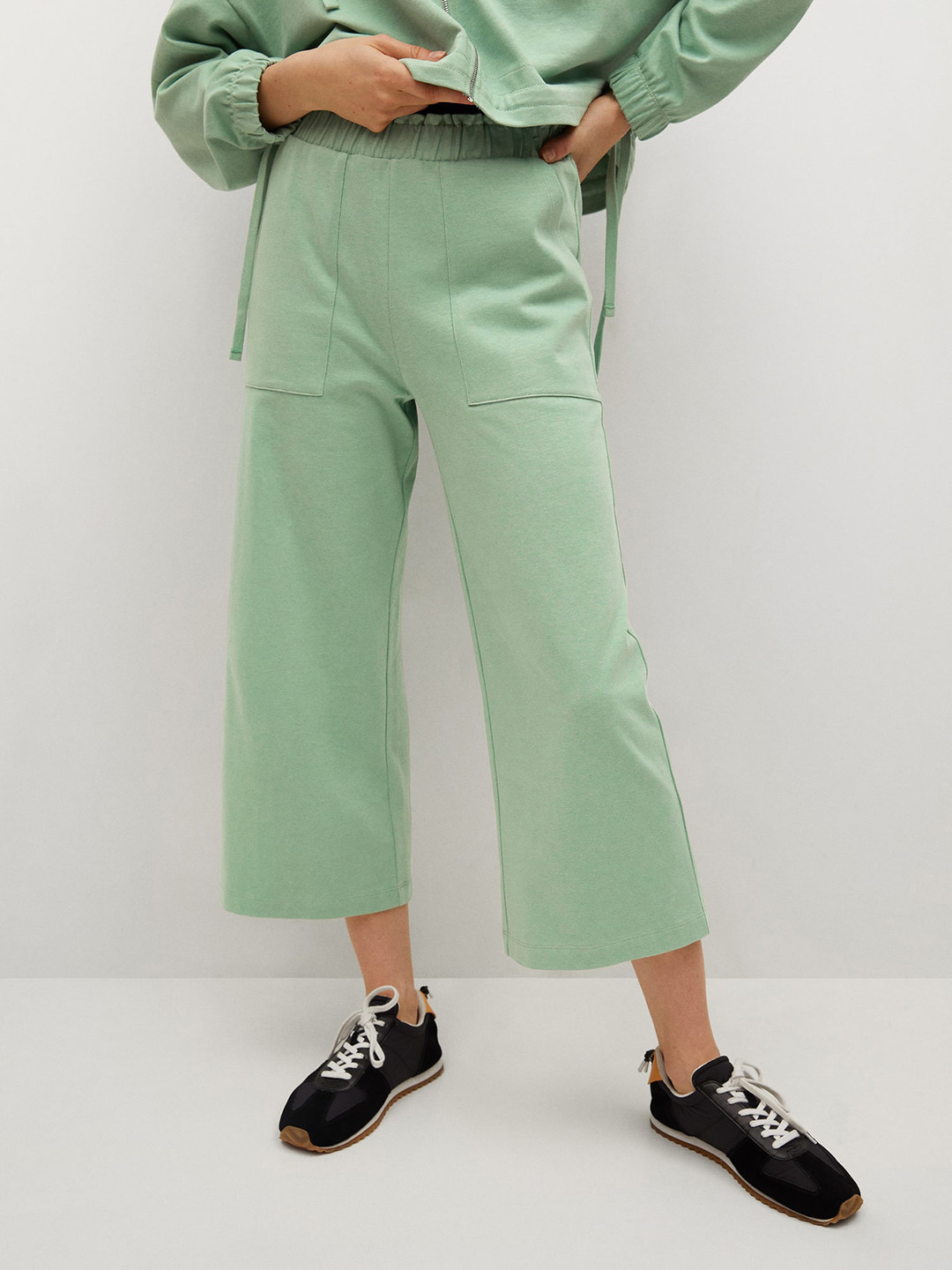 

MANGO Women Green Cotton Cropped Trousers