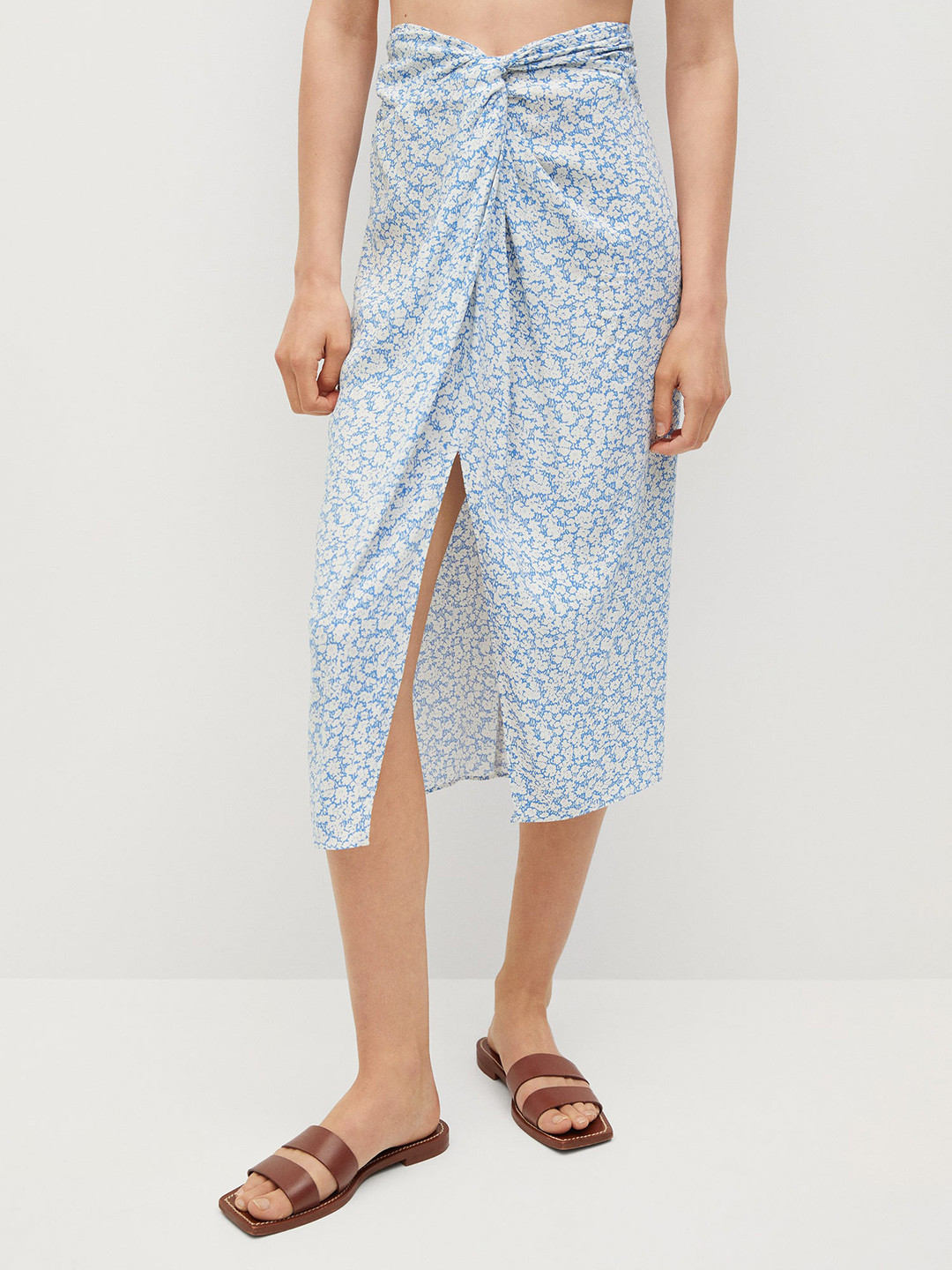 

MANGO Women Blue & White Floral Print Front Slit Twisted Straight Midi Skirt