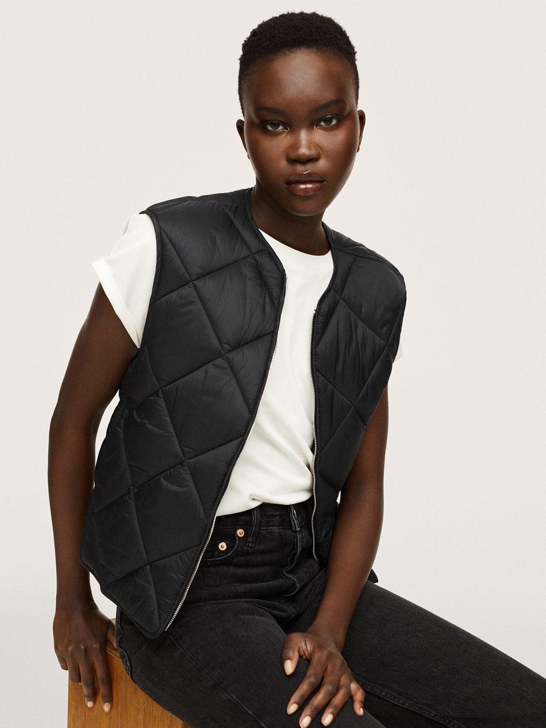 

MANGO Women Black Solid Quilted Jacket
