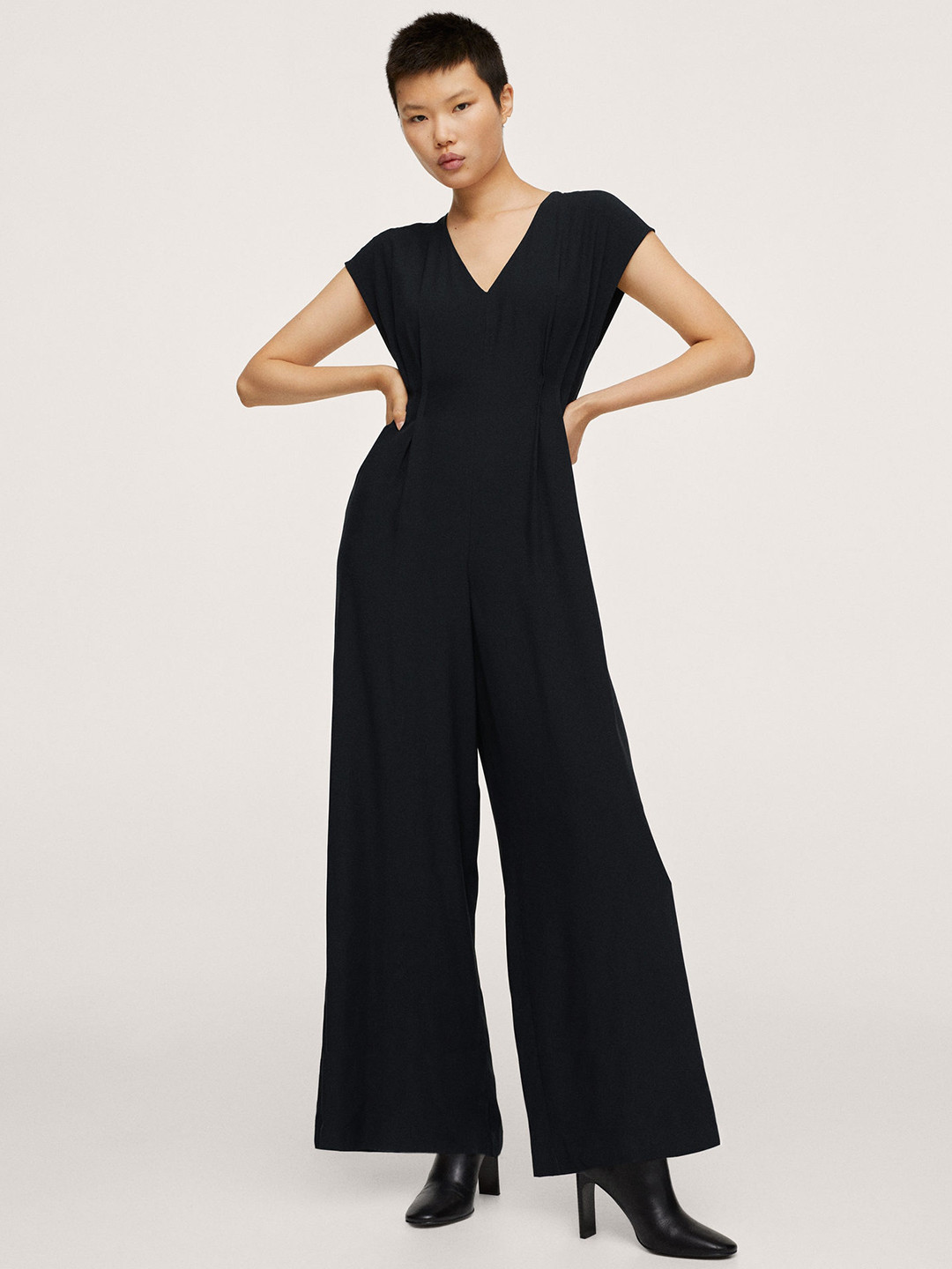 

MANGO Black Solid Basic Jumpsuit