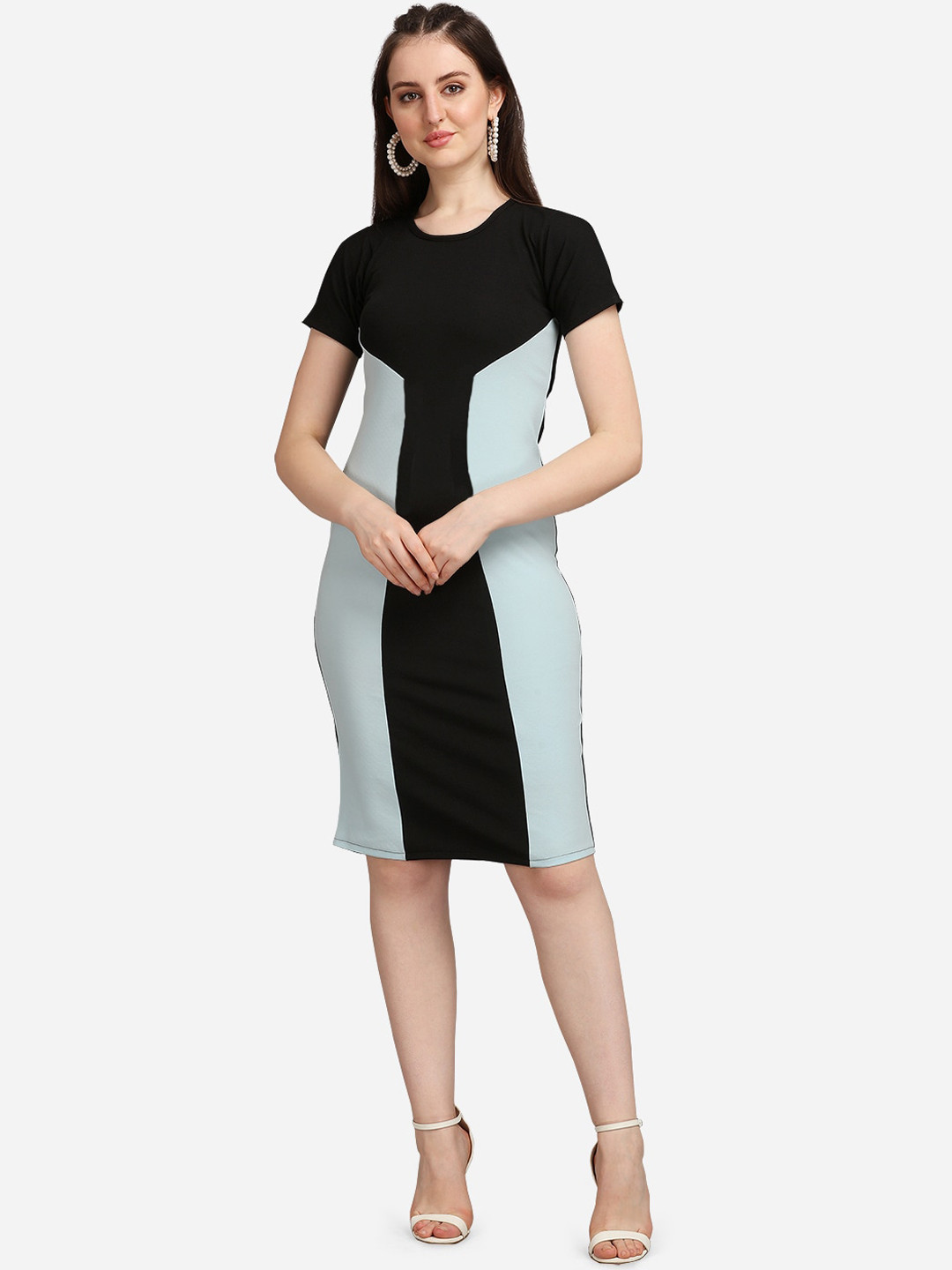 

PURVAJA Women Blue & Black Colourblocked Bodycon Dress