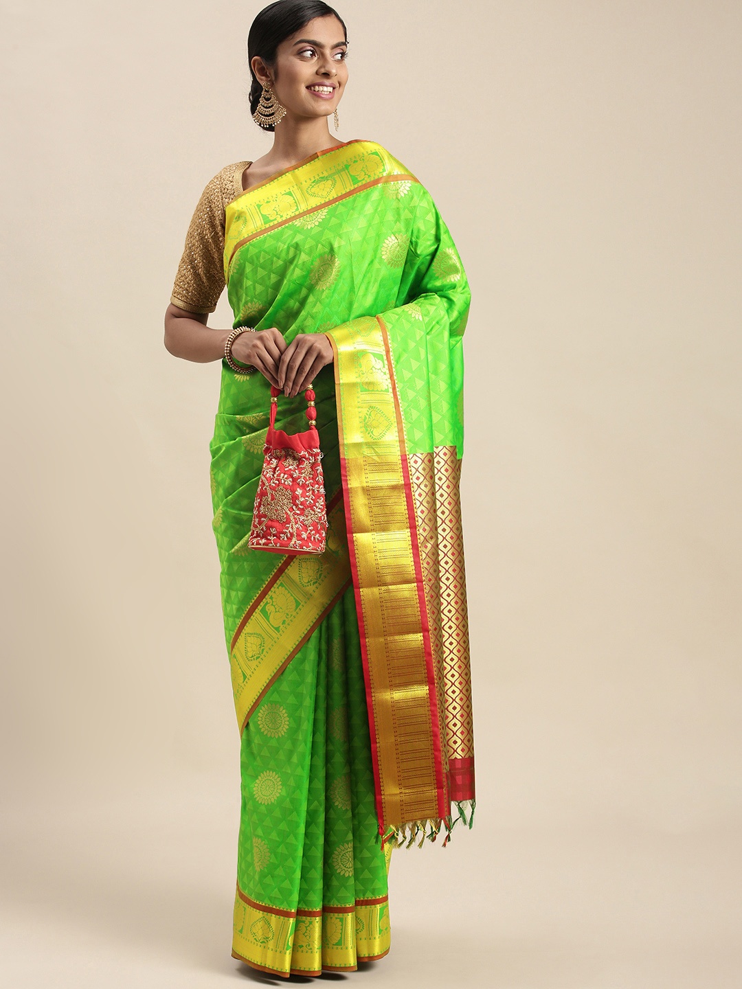 

Thara Sarees Green & Golden Ethnic Motifs Zari Art Silk Kanjeevaram Saree