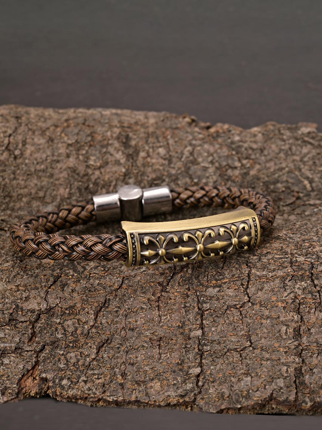 

Tistabene Men Gold-Toned & Brown Charm Bracelet