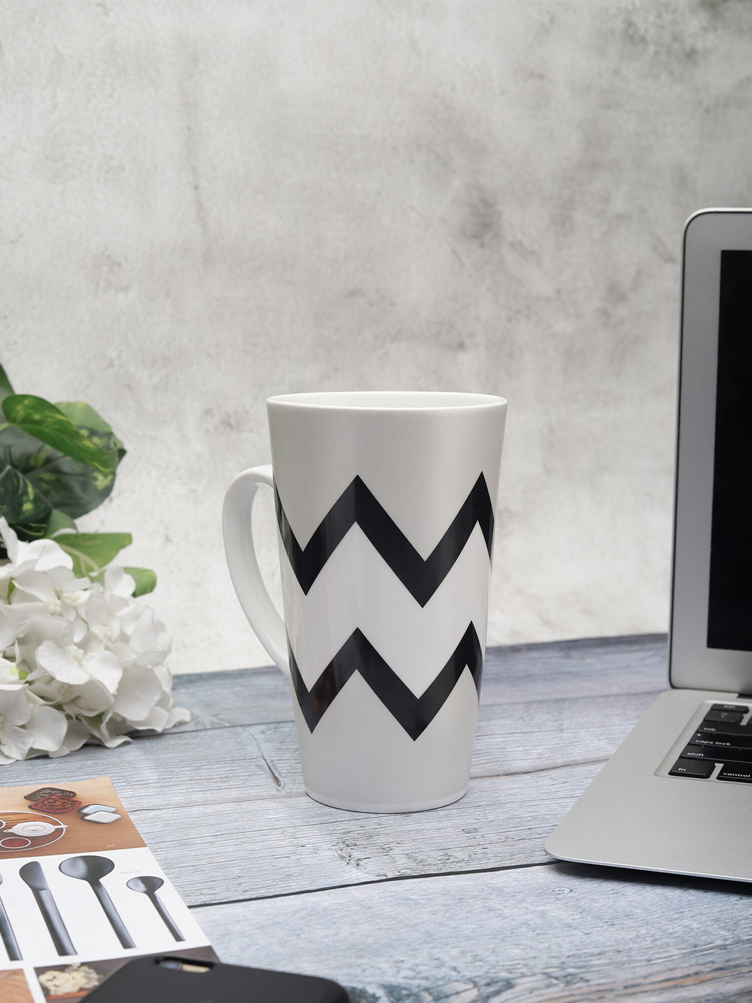 

CLAY CRAFT White & Black Printed Ceramic Glossy Mug