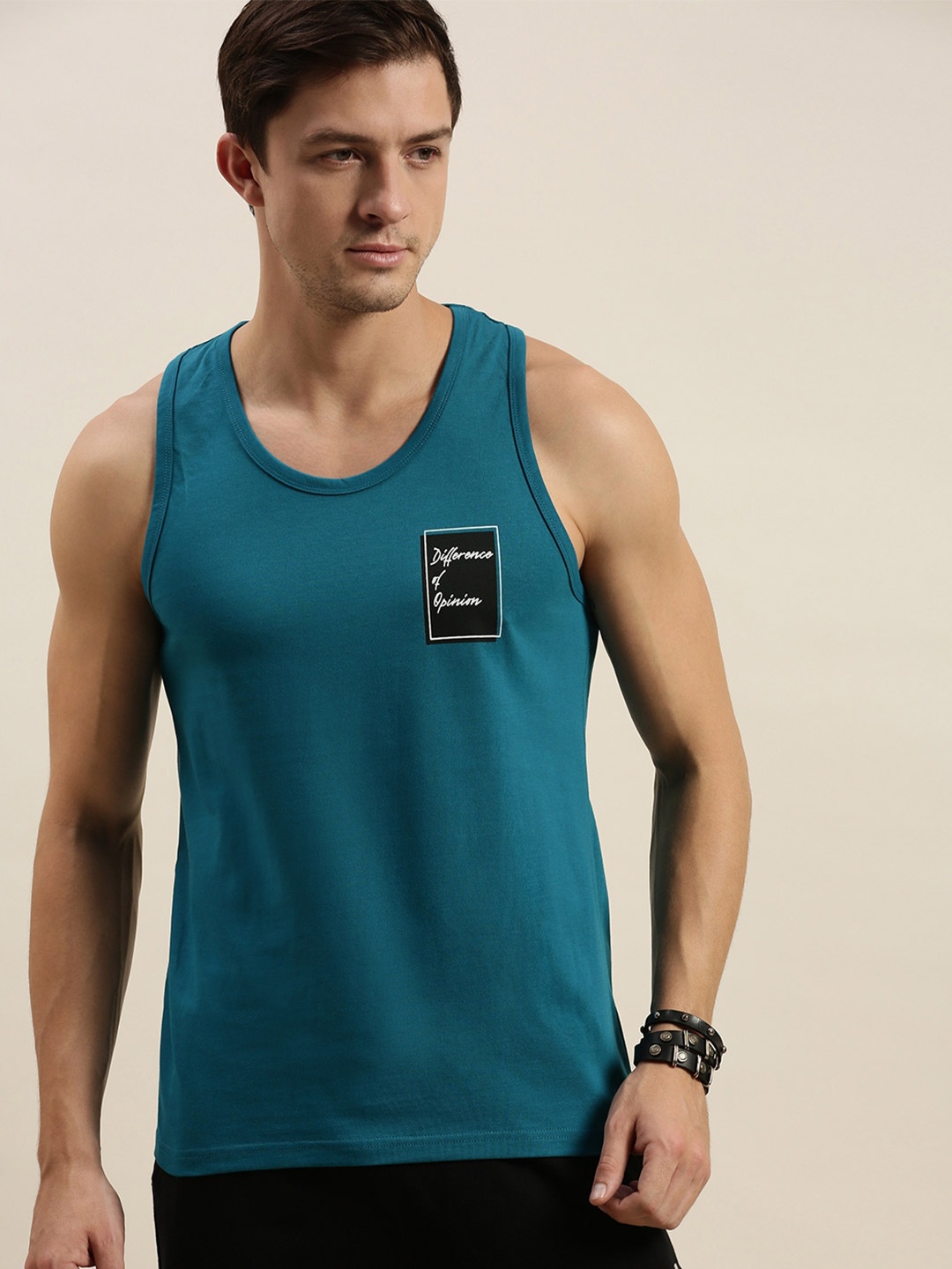 

Difference of Opinion Men Blue Solid Cotton T-shirt